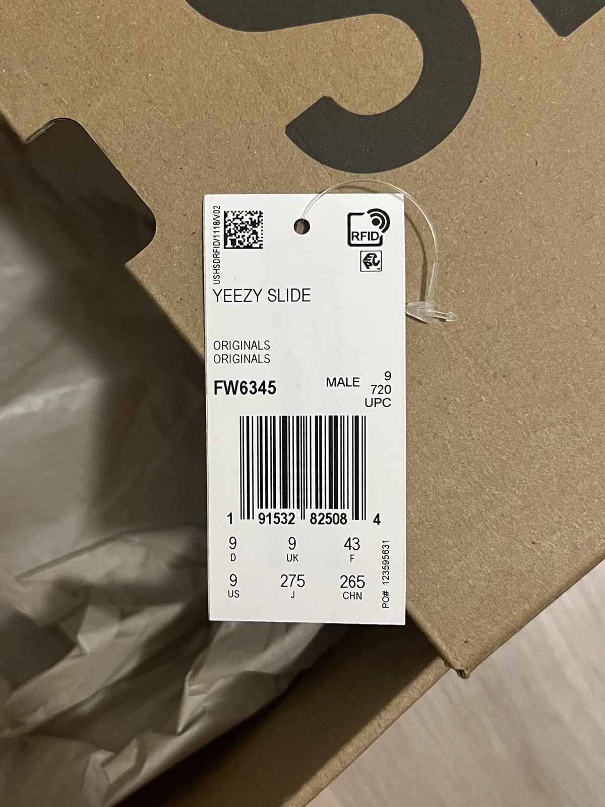 Adidas × Kanye West Yeezy Slides Bone Size US 9 / EU 42 - 4 Thumbnail