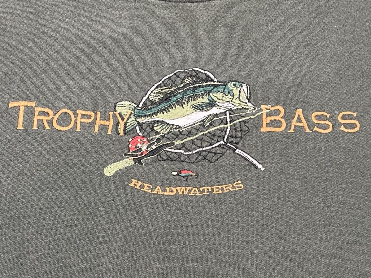 Vintage Vintage Y2K Trophy Bass Embroidered Crewneck Sweatshirt Size US XXL / EU 58 / 5 - 3 Thumbnail