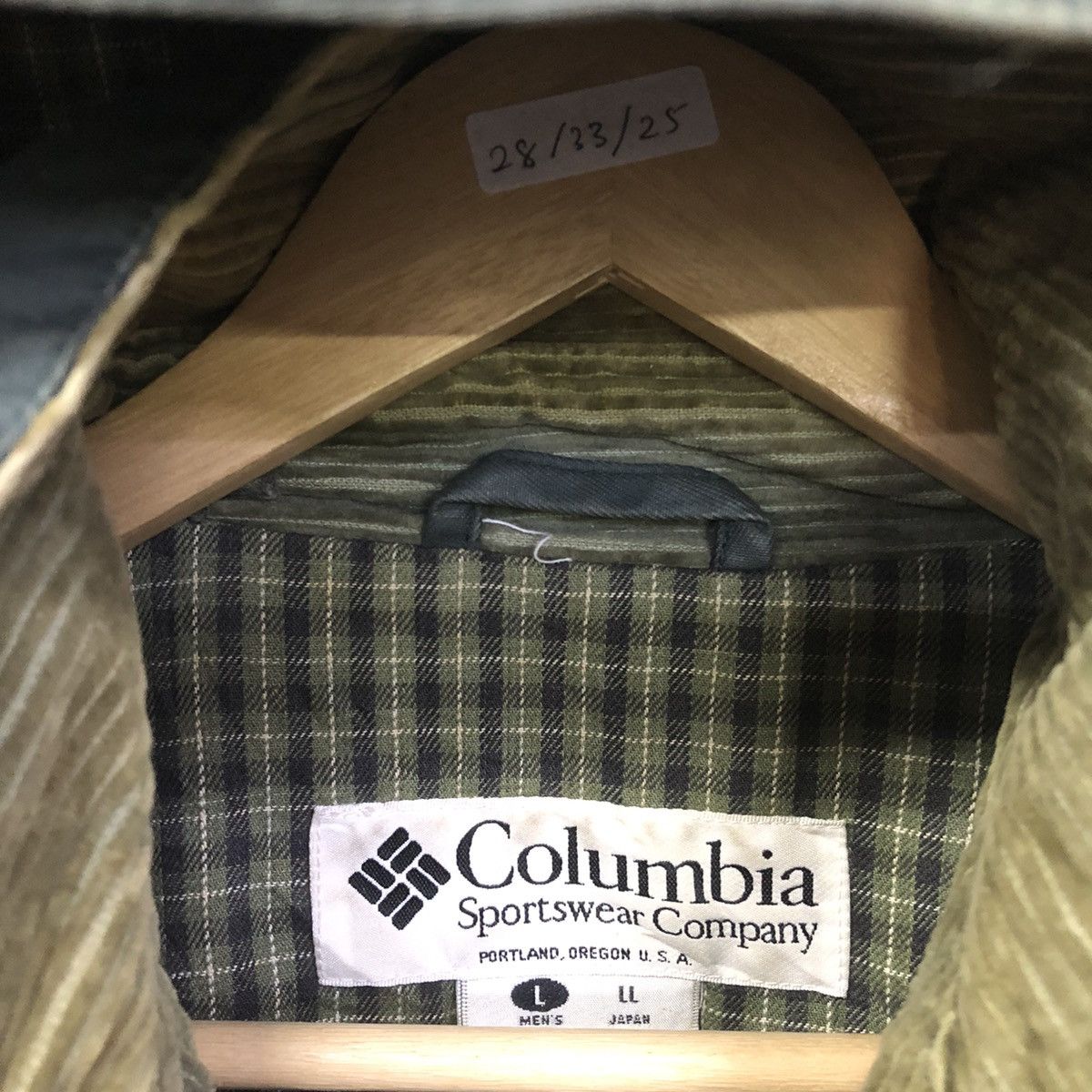 Columbia × Vintage Vintage Colombia Pocketable Winter Jacket Size US L / EU 52-54 / 3 - 10 Thumbnail