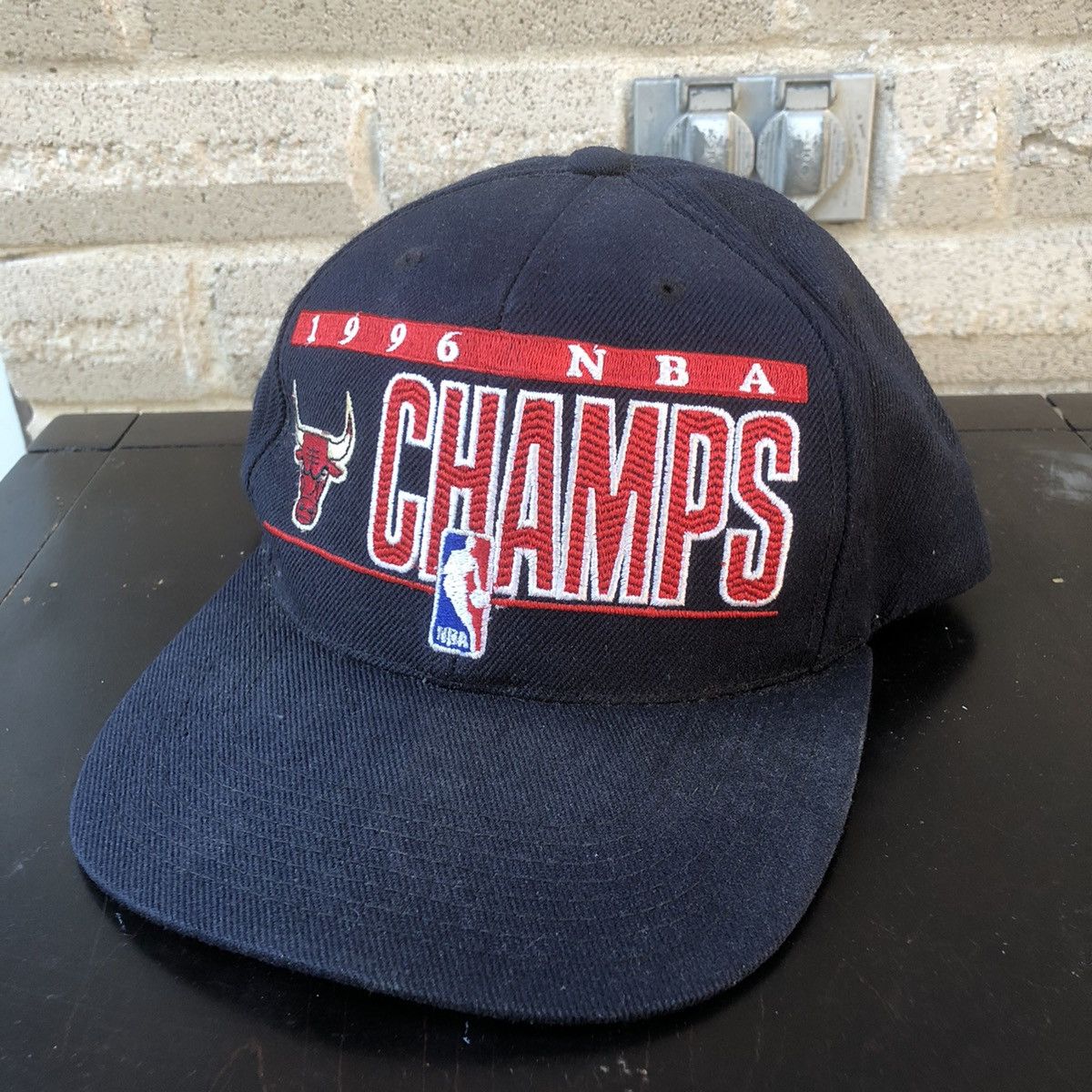 Sports Specialties × Vintage Vintage 90s sports specialties Chicago Bulls finals snapback Size ONE SIZE - 1 Thumbnail