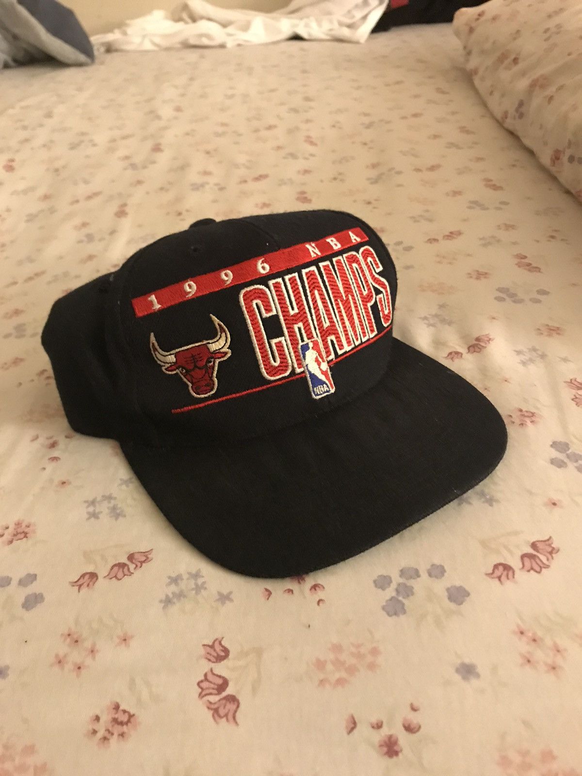Sports Specialties × Vintage Vintage 90s sports specialties Chicago Bulls finals snapback Size ONE SIZE - 2 Thumbnail