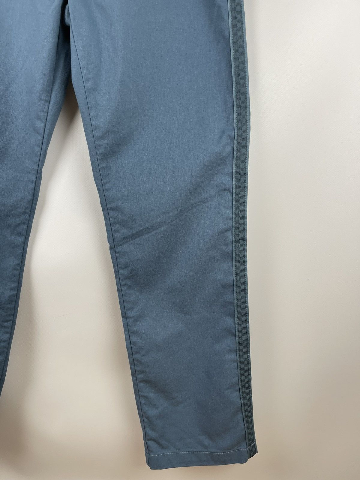 Vans Vans casual pants chino with stripe skateboarding Size US 33 - 5 Thumbnail