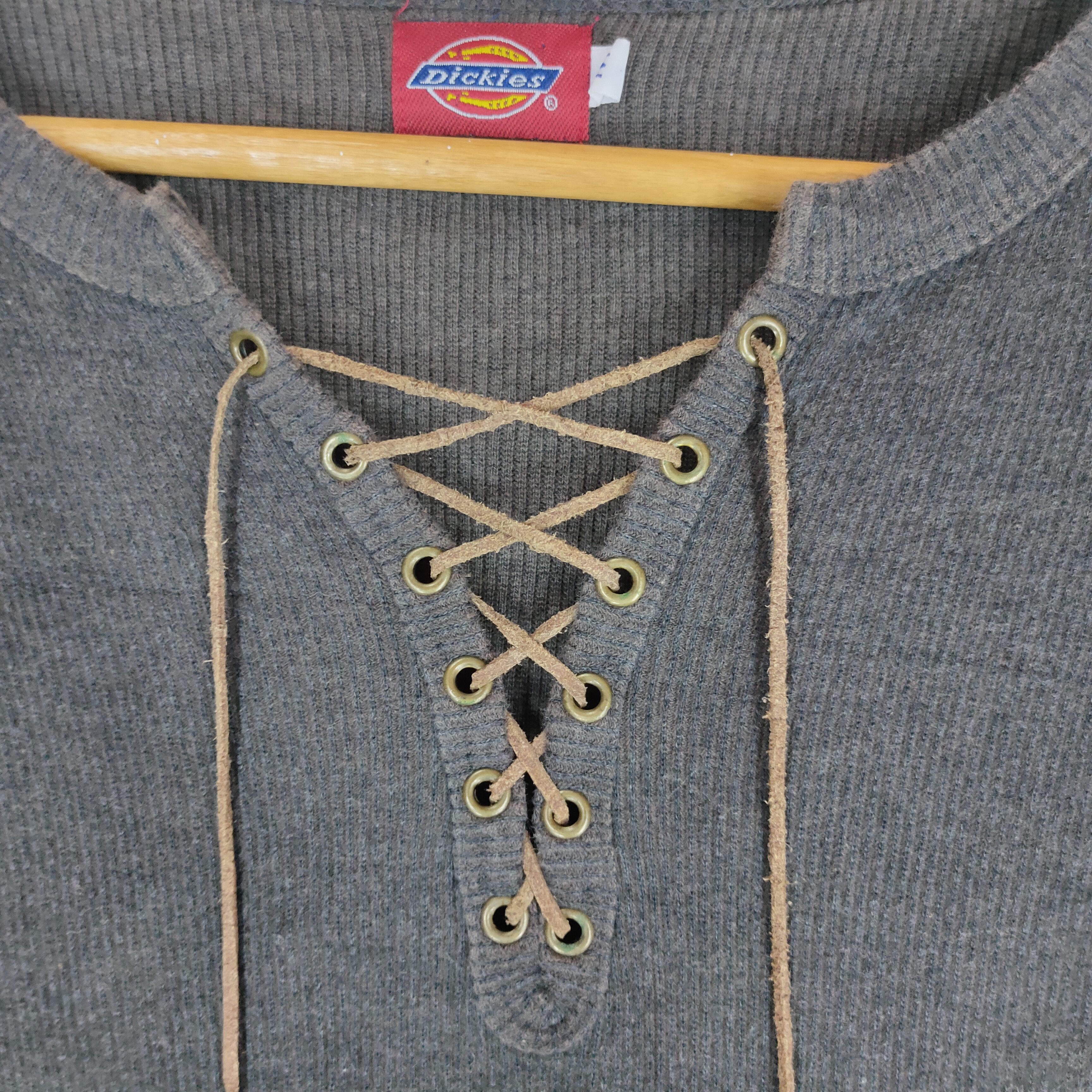 DICKIES STYLISH Neck Design Long Sleeve Classic Sweatshirt