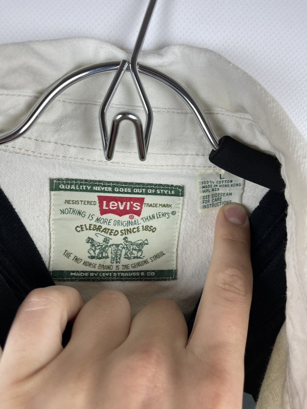 Levi's × Levi's Vintage Clothing Levi’s vintage 90s white button up oversized overshirt shirt Size US L / EU 52-54 / 3 - 9 Thumbnail