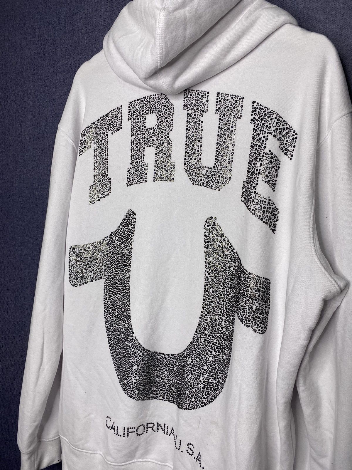 True Religion True Religion RARE Crystal Multi Logo Hoodie XL Size US XL / EU 56 / 4 - 5 Thumbnail