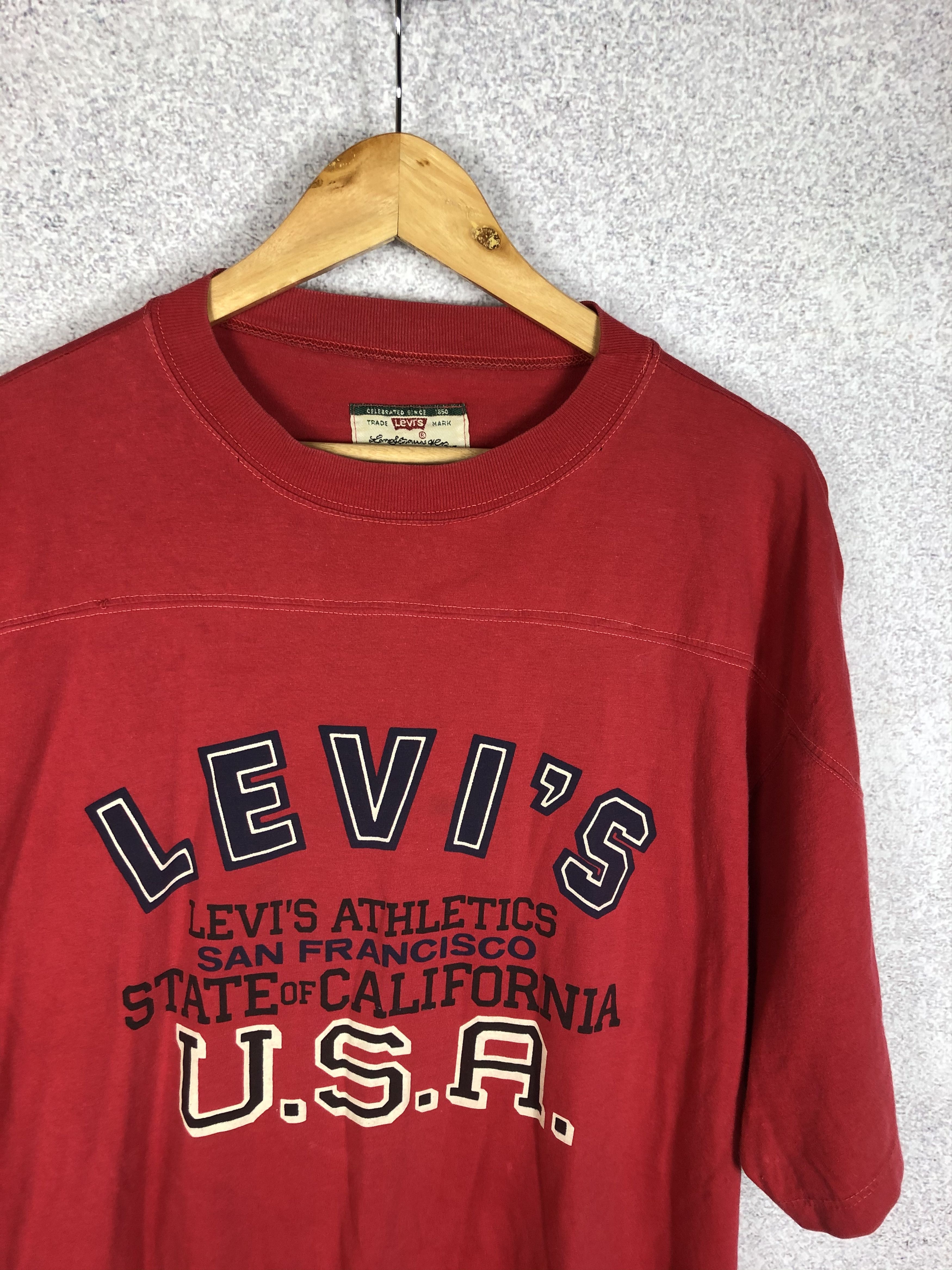 Levi's Vintage 80s Levi’s USA big logo Tee Shirt Size US L / EU 52-54 / 3 - 2 Thumbnail