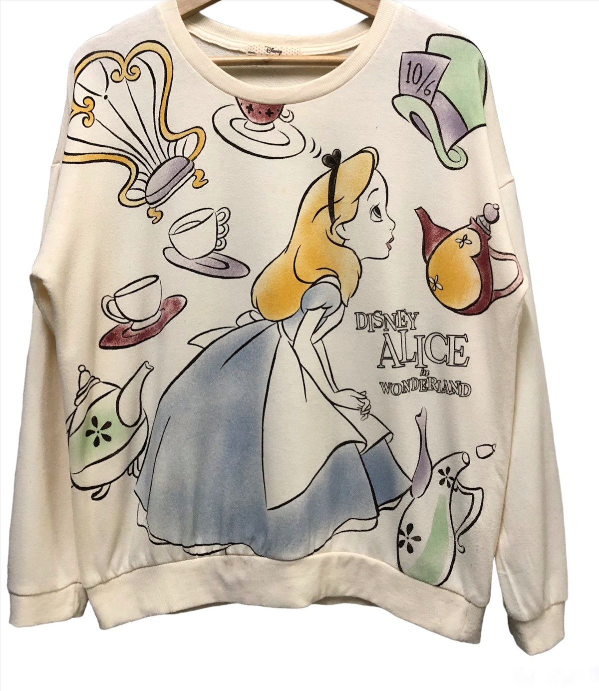 Cartoon Network × Disney × Vintage Disney movie alice in wonderland crewneck Size M / US 6-8 / IT 42-44 - 1 Thumbnail