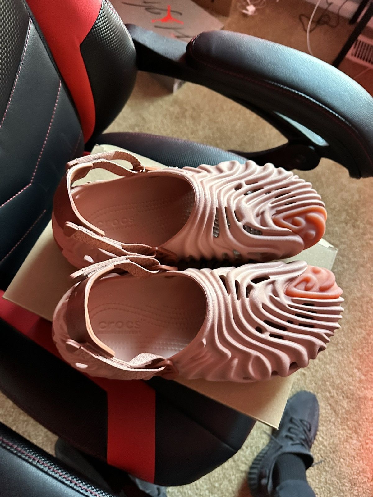 Crocs × Salehe Bembury Salehe Bemburry x Crocs Kuwatta Size US 11 / EU 44 - 5 Thumbnail
