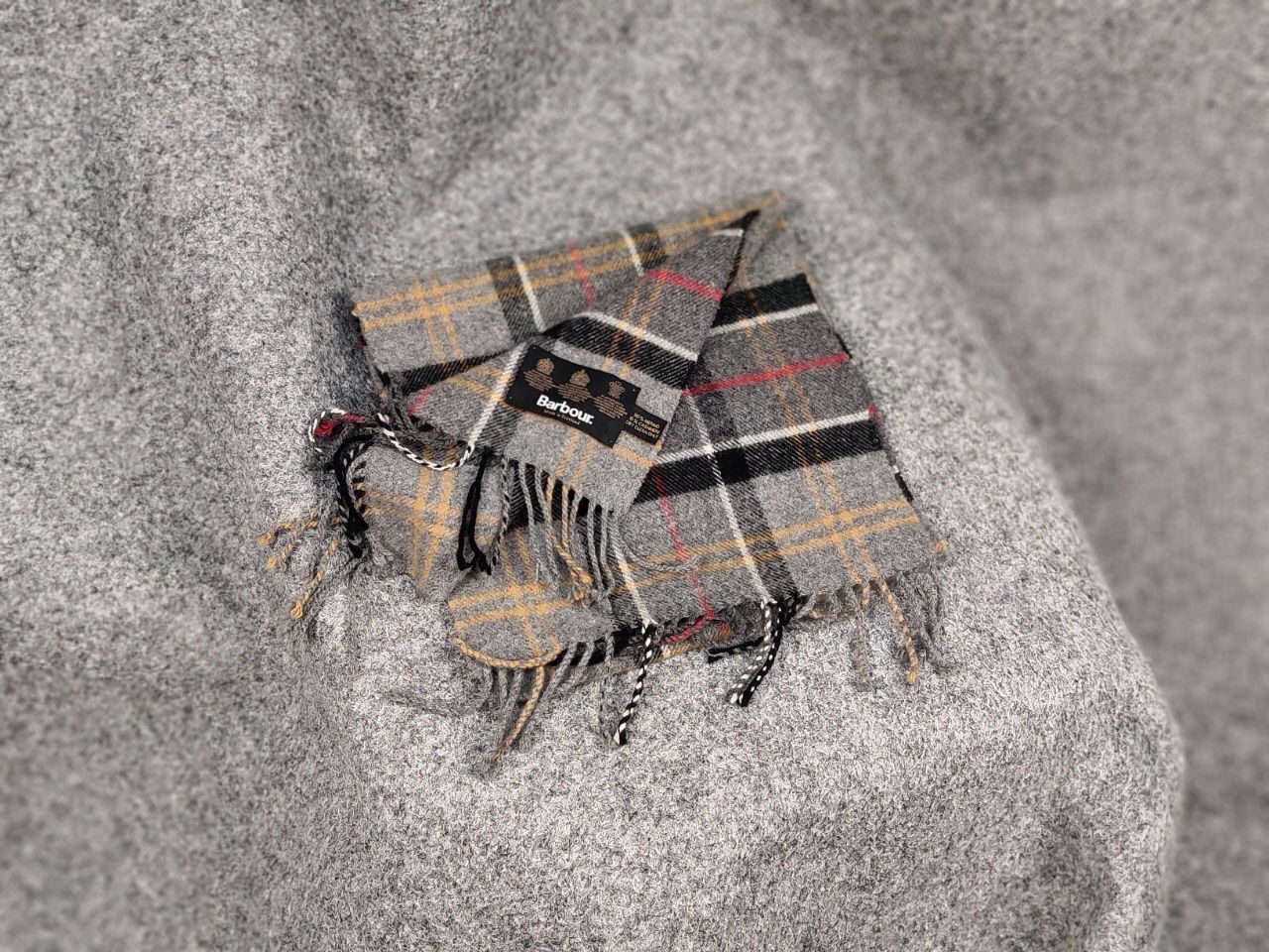 Barbour Barbour Classic Checkered Scarf Cashmere / Merino Wool Size ONE SIZE - 8 Thumbnail