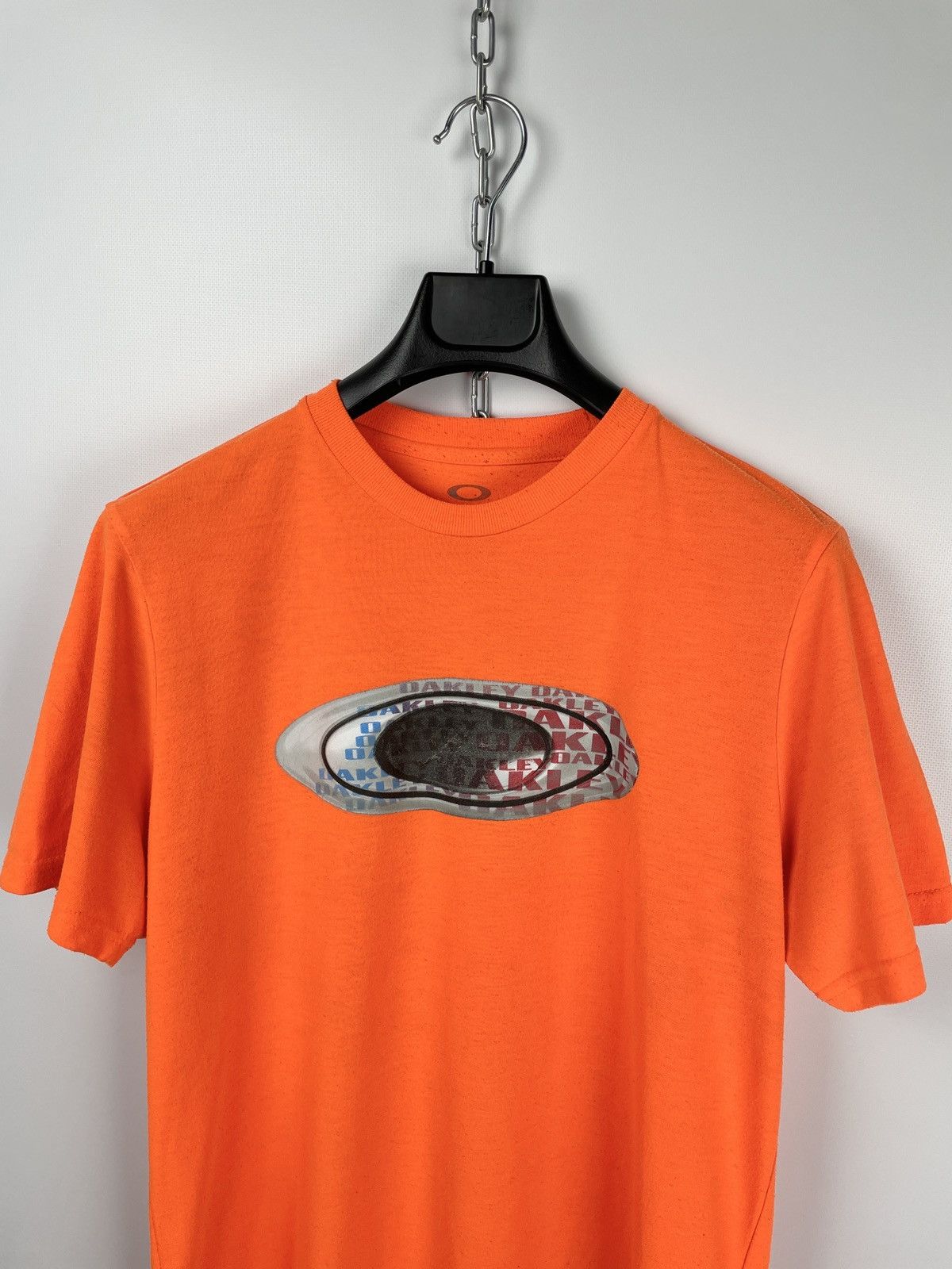 Oakley × Vintage Oakley Logo Orange T-Shirt Size US S / EU 44-46 / 1 - 1 Thumbnail