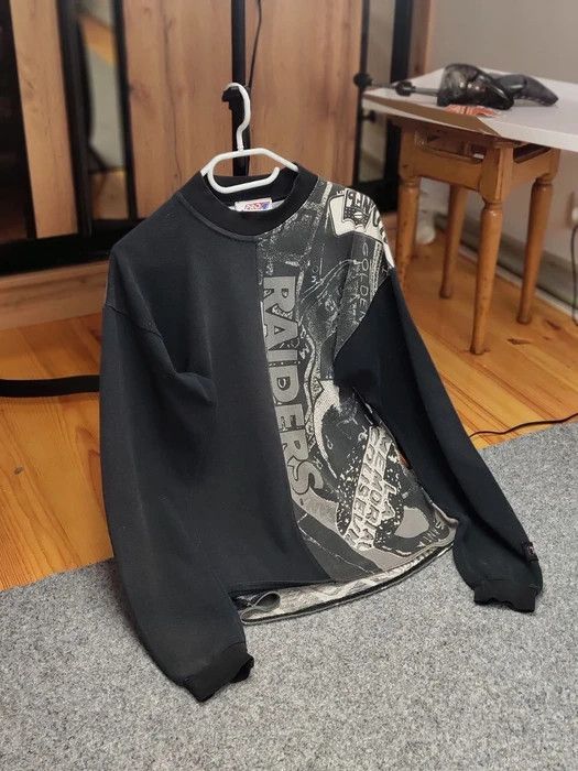 NFL Vintage 90's Raiders Team NFL Print Crew Chek Sweatshirt Size US M / EU 48-50 / 2 - 10 Thumbnail