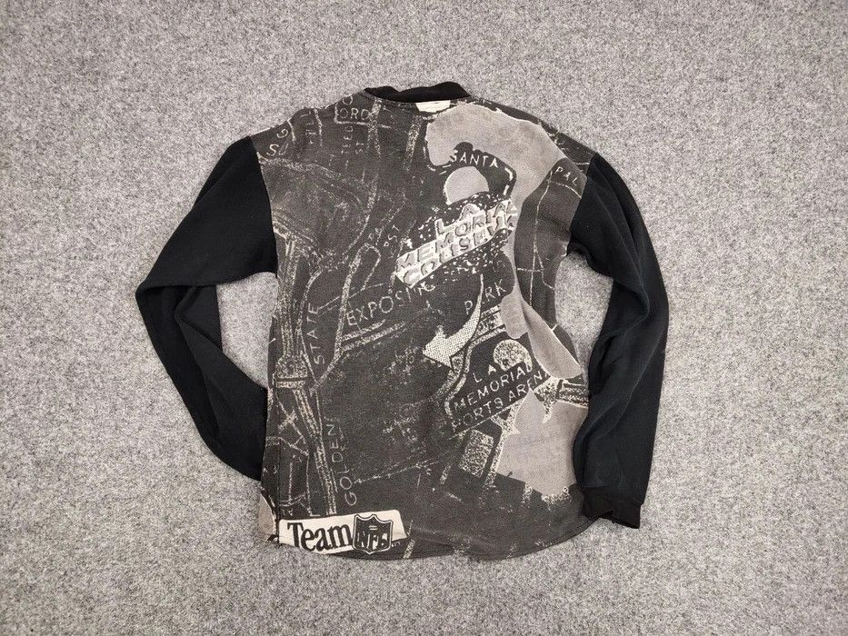 NFL Vintage 90's Raiders Team NFL Print Crew Chek Sweatshirt Size US M / EU 48-50 / 2 - 7 Thumbnail