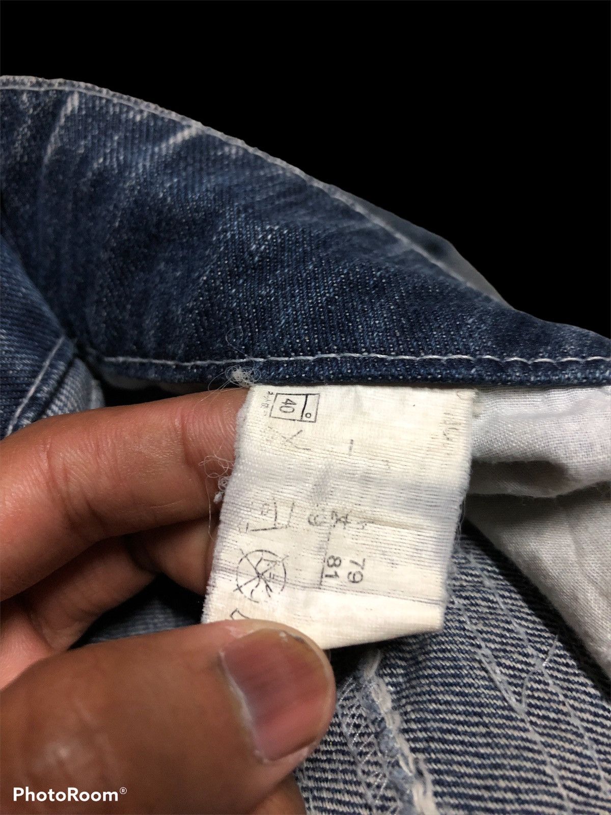 Other SCRIPT DISTRESSED DENIM BY ORIGINAL JEANS Size US 33 - 7 Thumbnail