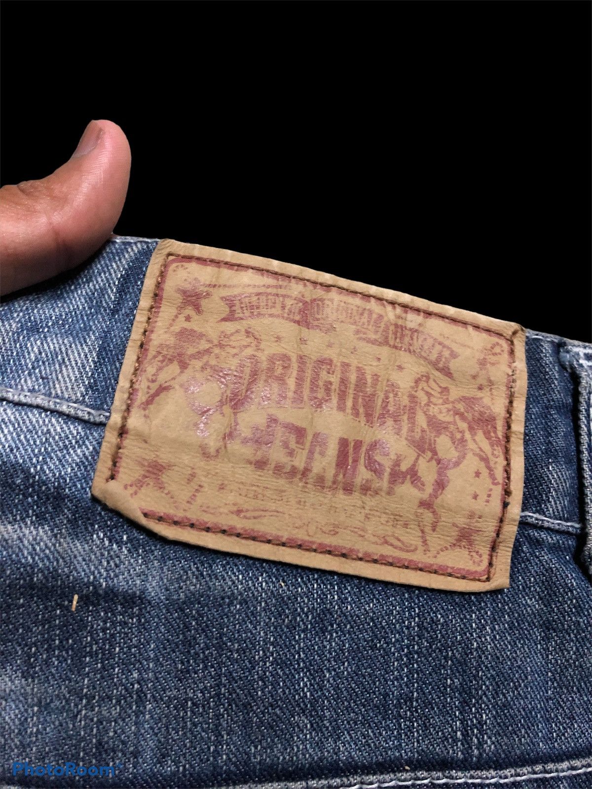 Other SCRIPT DISTRESSED DENIM BY ORIGINAL JEANS Size US 33 - 3 Thumbnail