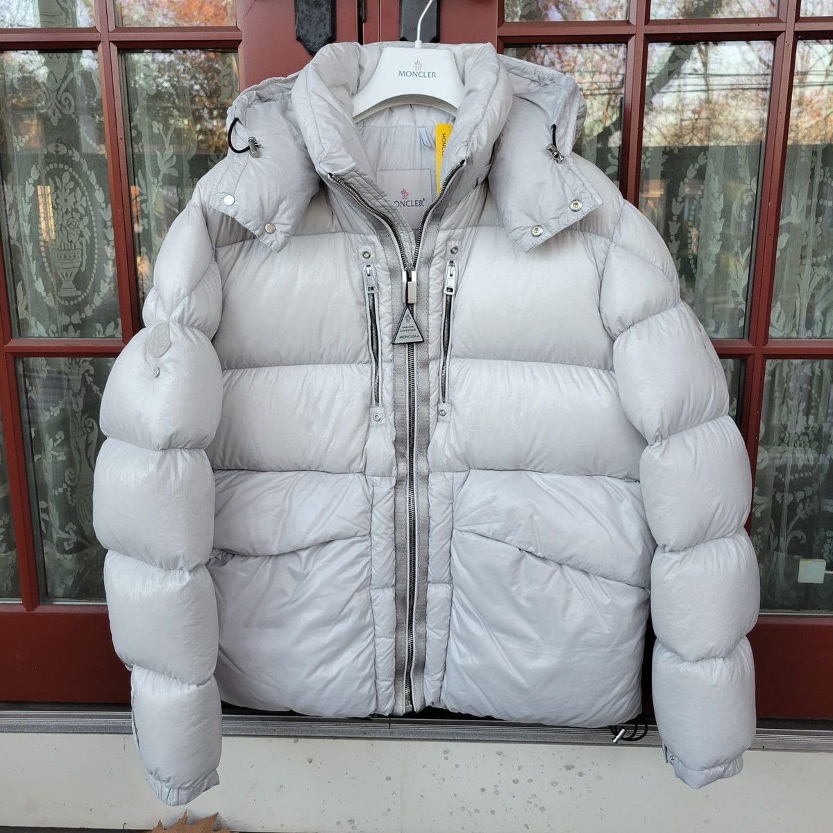 Puffer Moncler Black size 4 0 - 6 in Synthetic - 19219691