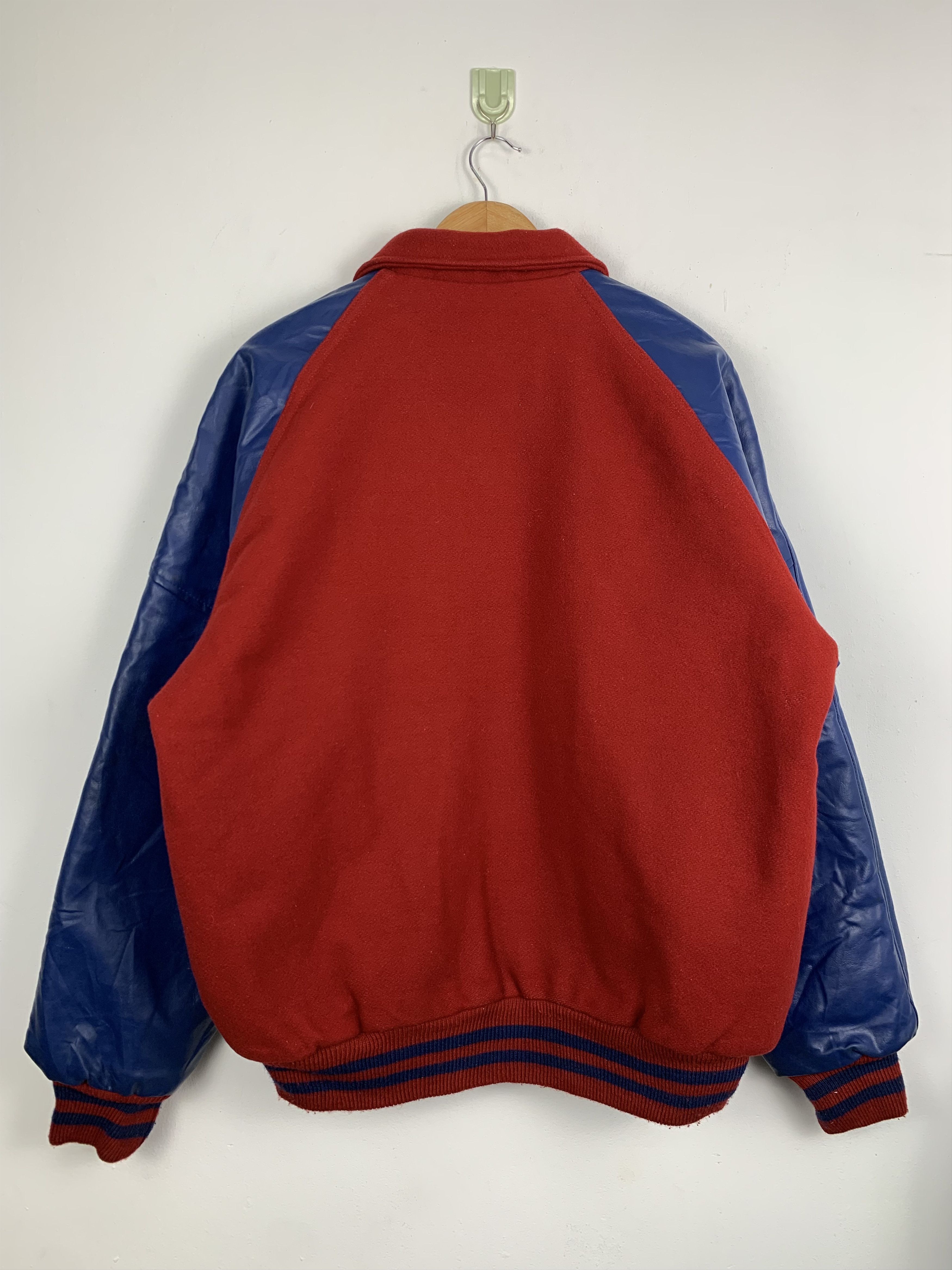 NEFF Vintage 80 Neff Sleeve Leather Varsity Jacket V0503 Size US XL / EU 56 / 4 - 3 Thumbnail