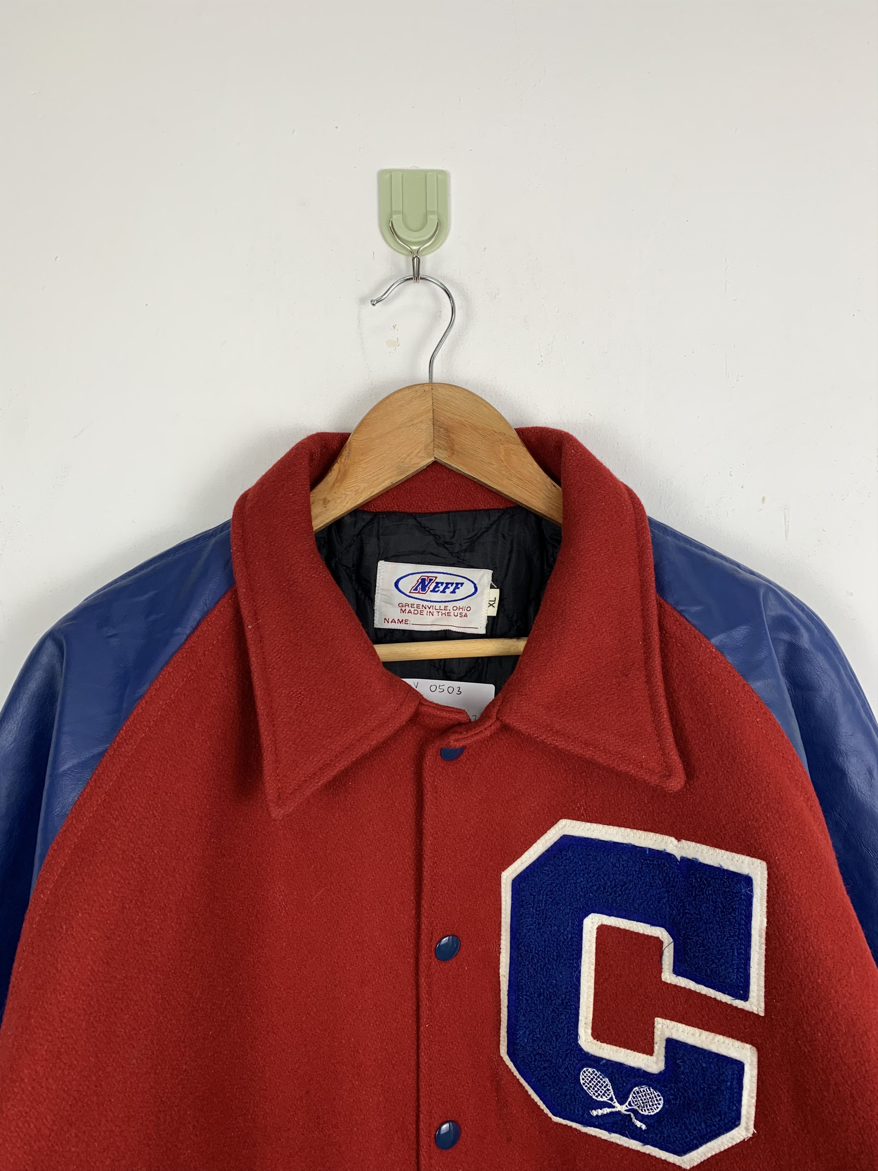 NEFF Vintage 80 Neff Sleeve Leather Varsity Jacket V0503 Size US XL / EU 56 / 4 - 2 Thumbnail