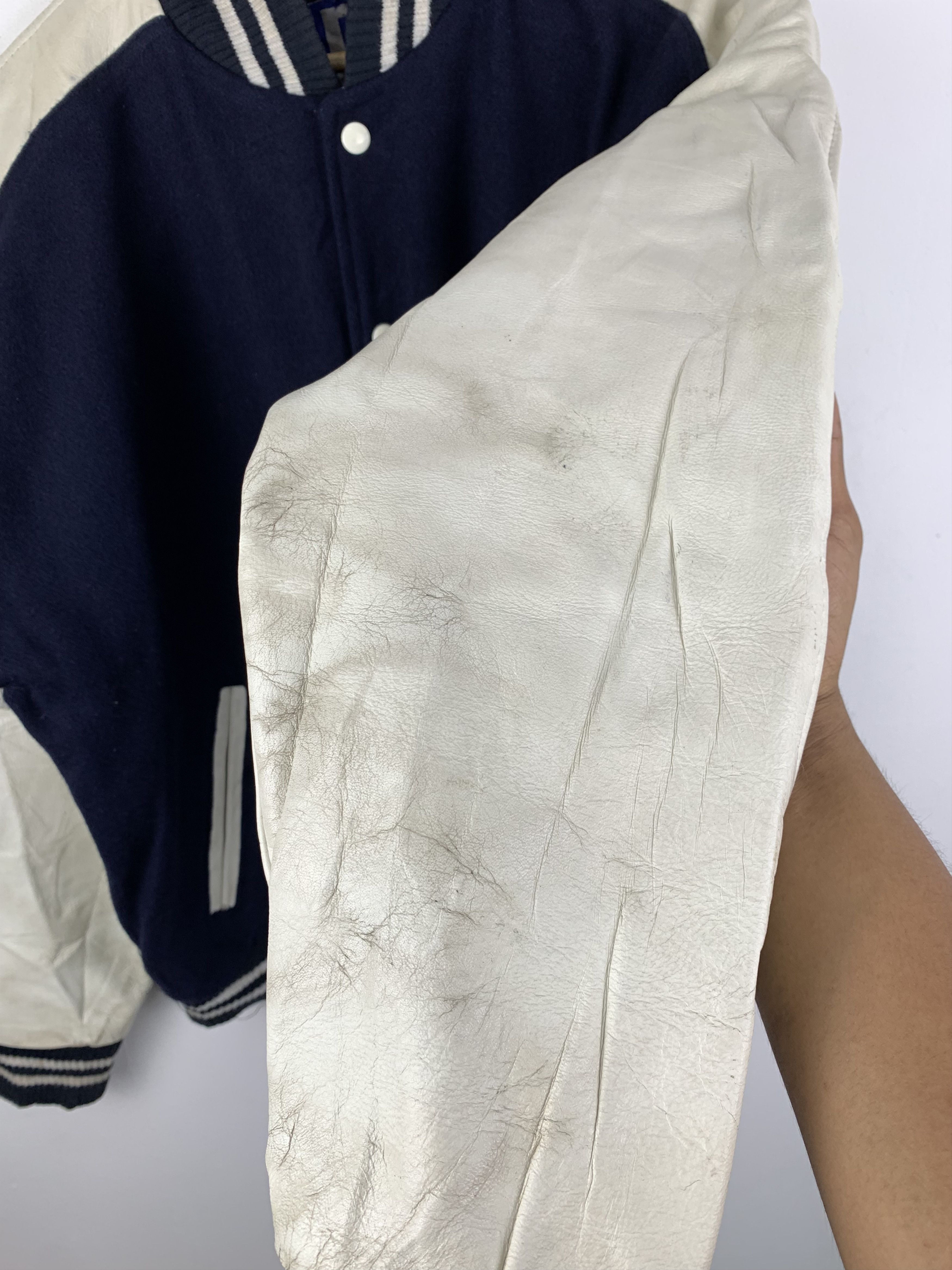 Vintage Vintage 80s Cheerleader Leather Varsity Jacket V0529 Size US L / EU 52-54 / 3 - 9 Thumbnail