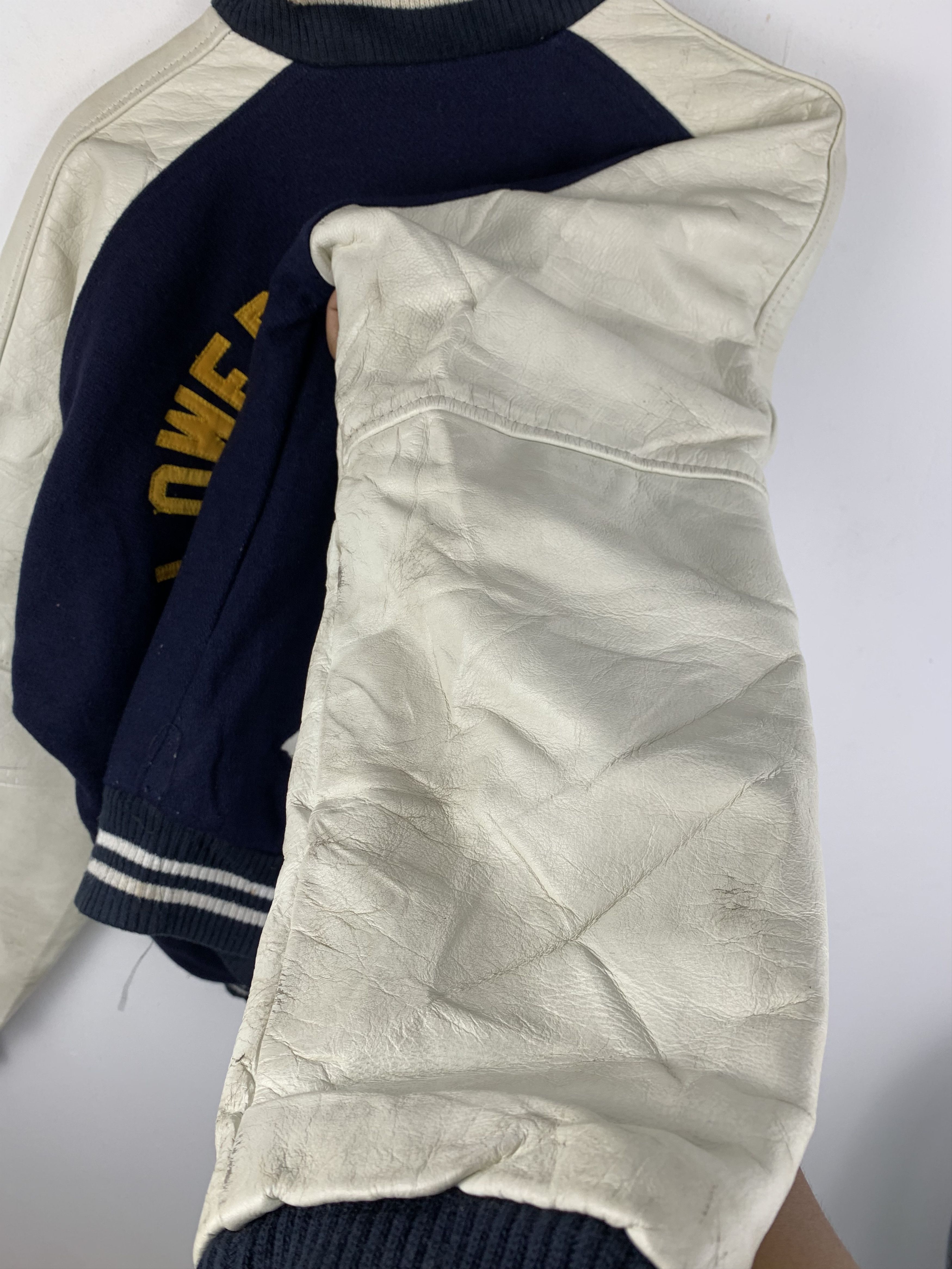 Vintage Vintage 80s Cheerleader Leather Varsity Jacket V0529 Size US L / EU 52-54 / 3 - 14 Thumbnail