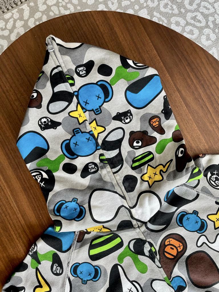 Bape × Kaws Bape x Kaws Baby Milo Animal Kingdom Full Zip Hoodie Size US L / EU 52-54 / 3 - 3 Thumbnail
