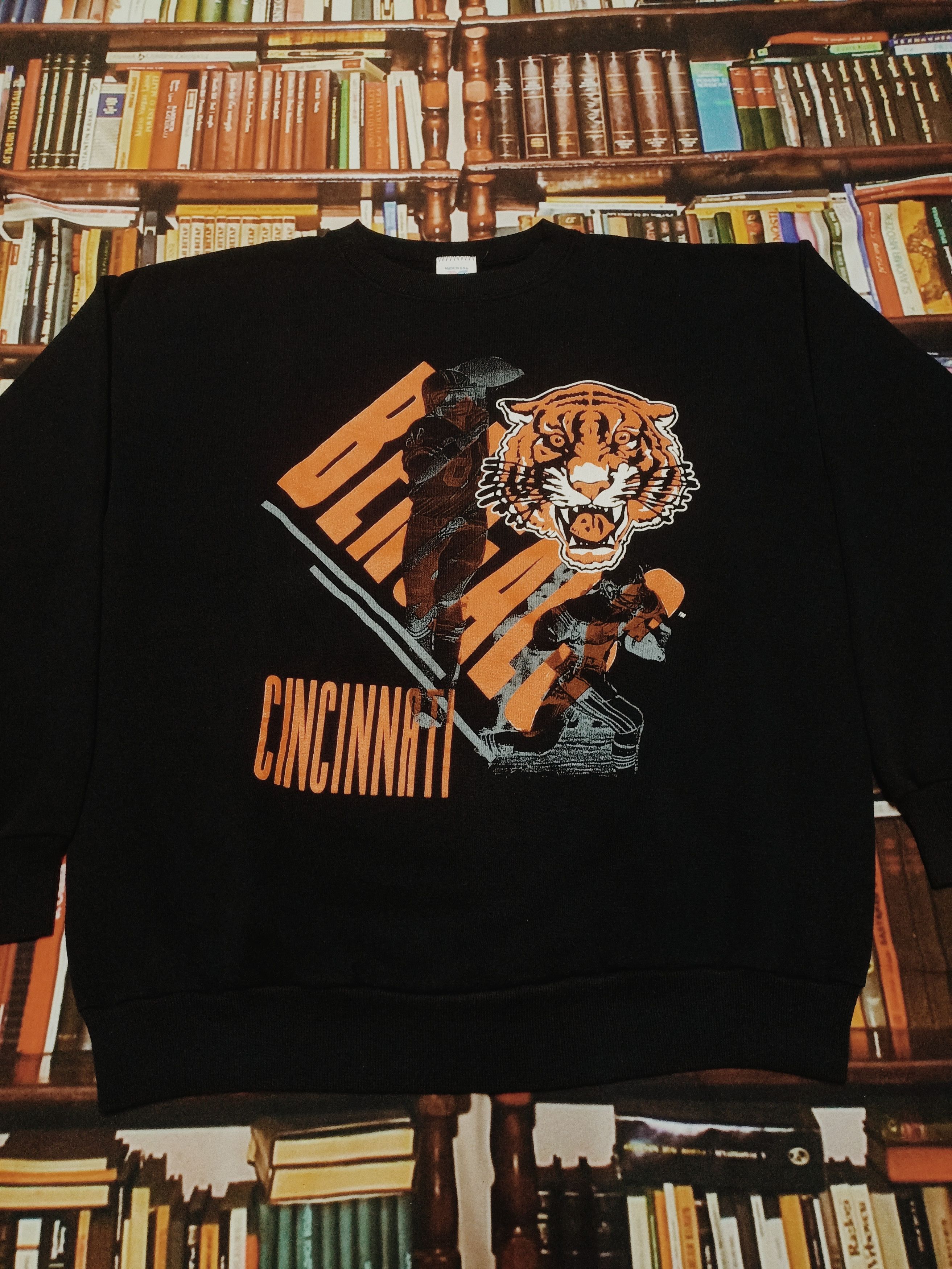Vintage Vtg The Tiger Cincinnati Bengals Sweatshirt Graphic Tees Size US M / EU 48-50 / 2 - 1 Preview