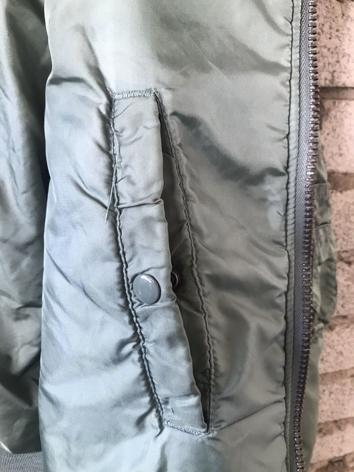 Avirex × Buzz Rickson's B-15D Avirex US Air Force Bomber Jacket Distressed Size US M / EU 48-50 / 2 - 16 Thumbnail