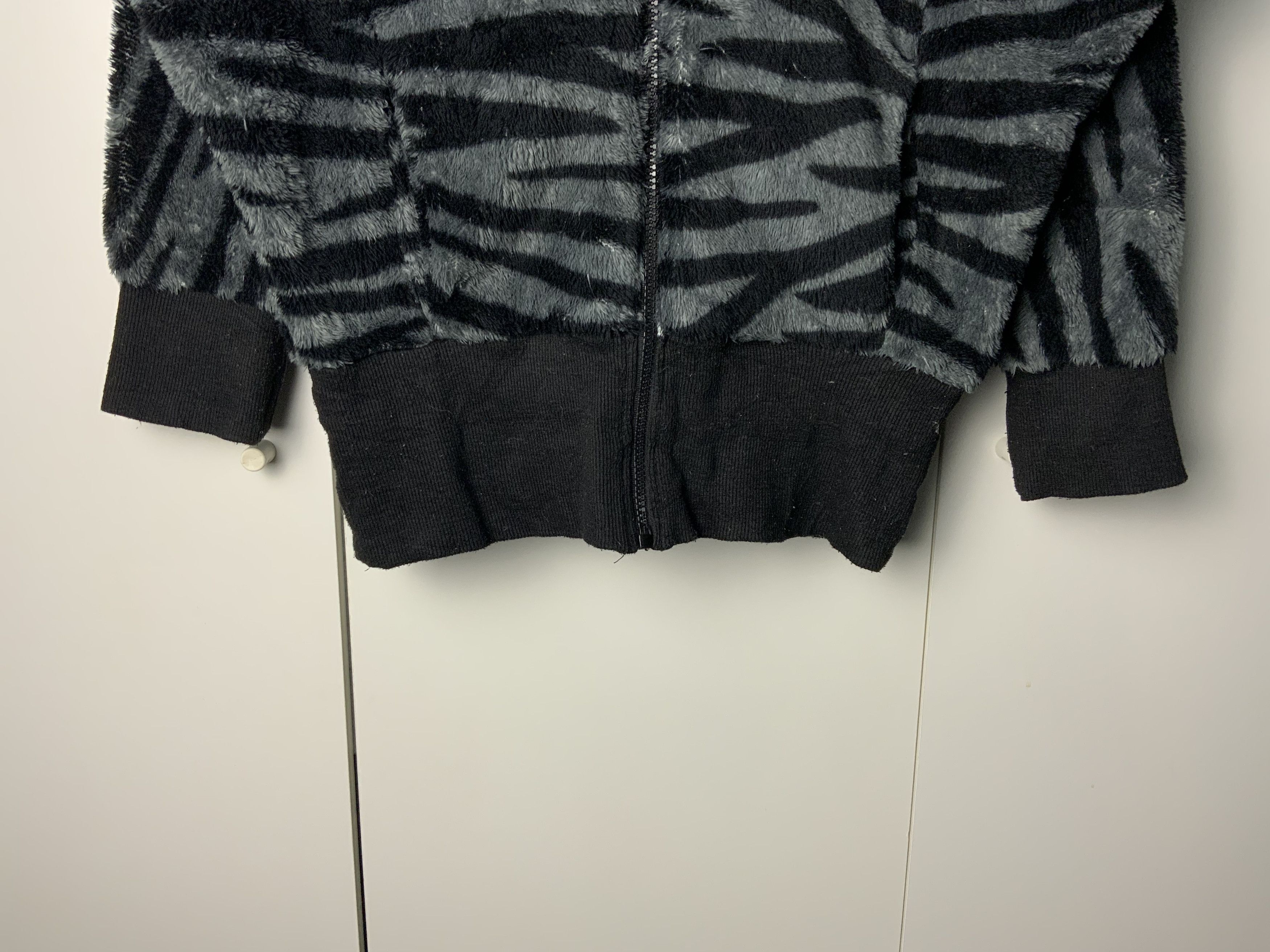 Japanese Brand Ryu Ryu Mohair Fur Tiger Striped Hoodie Size US M / EU 48-50 / 2 - 4 Thumbnail