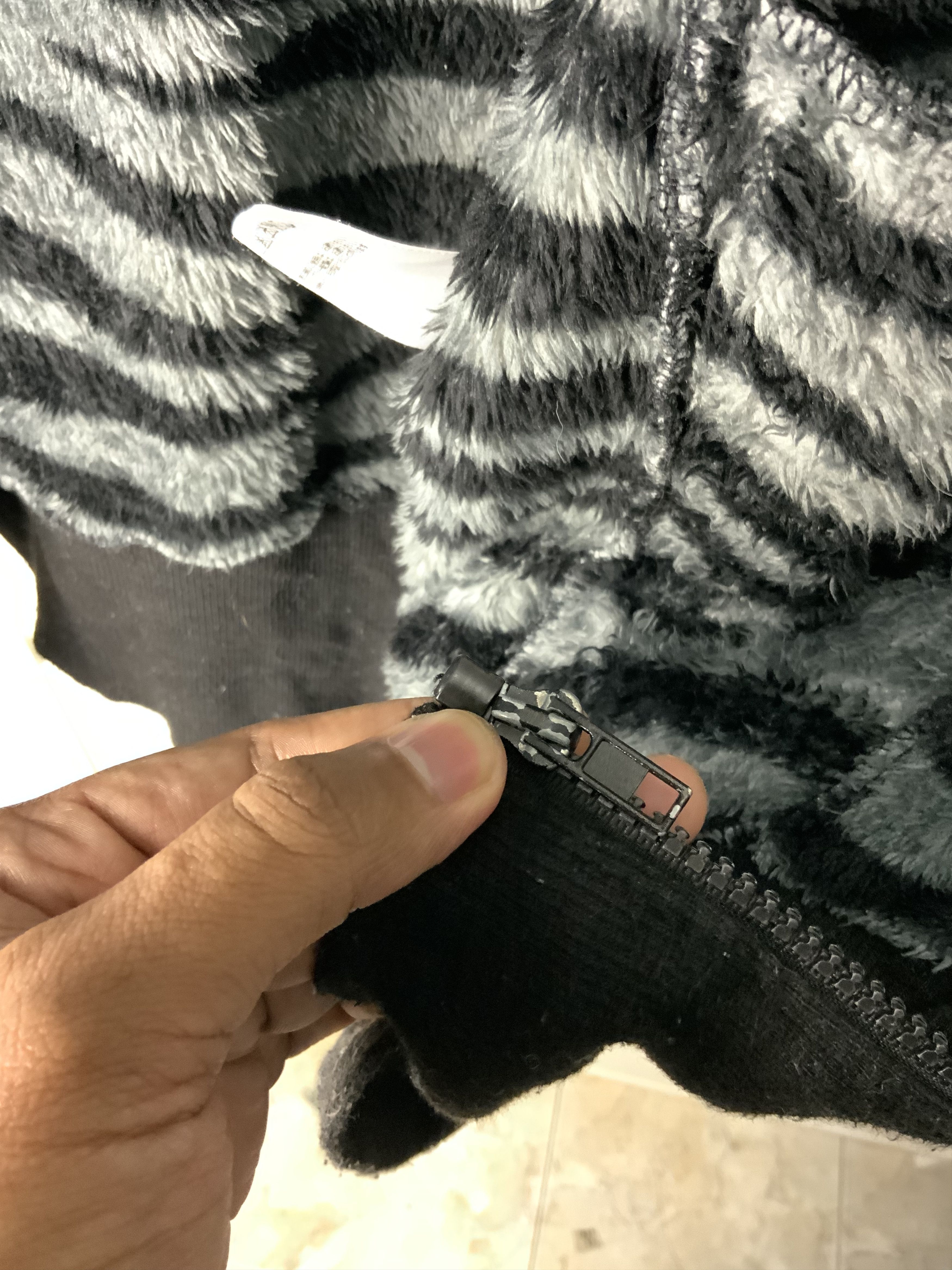Japanese Brand Ryu Ryu Mohair Fur Tiger Striped Hoodie Size US M / EU 48-50 / 2 - 15 Thumbnail