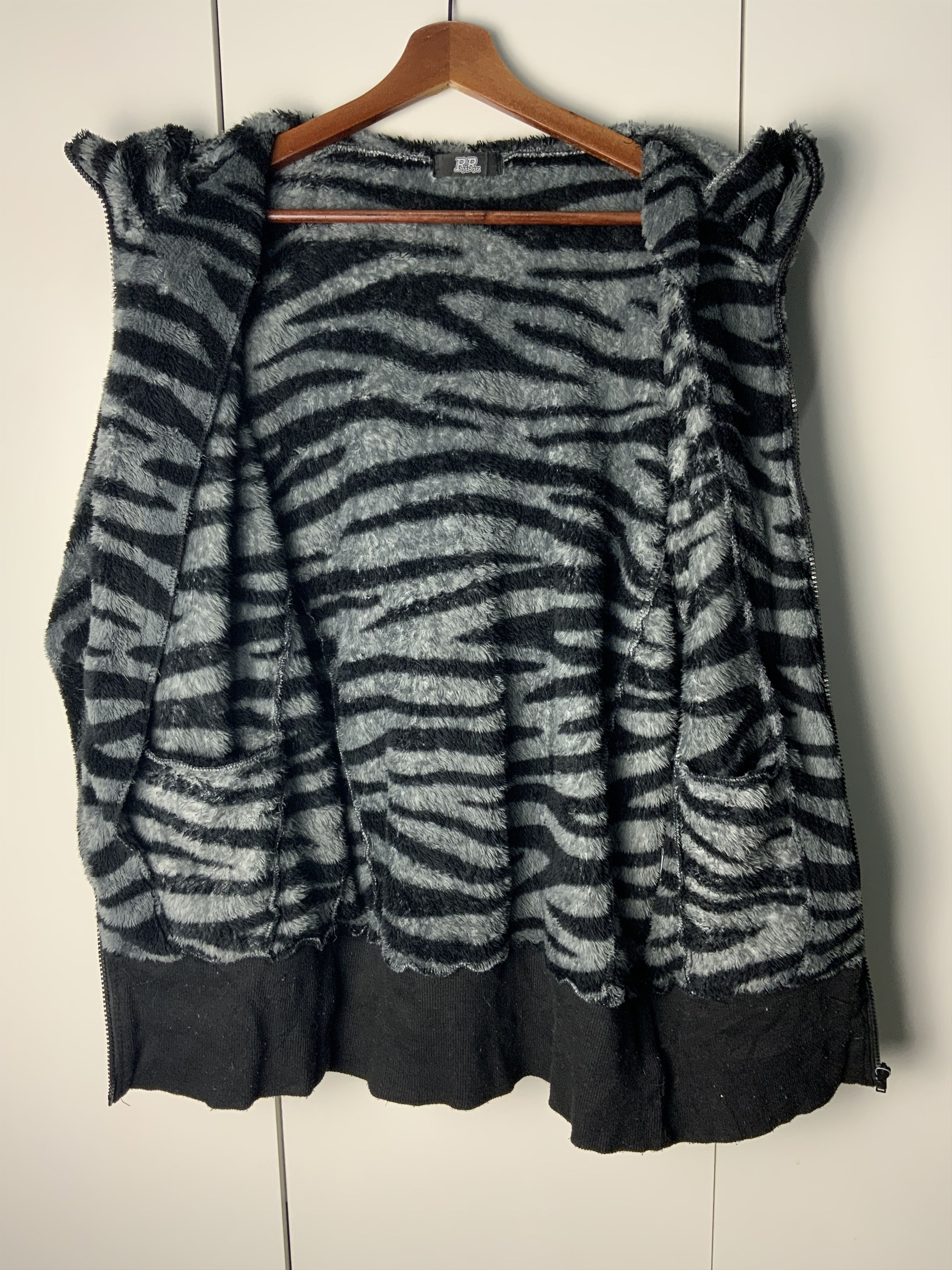 Japanese Brand Ryu Ryu Mohair Fur Tiger Striped Hoodie Size US M / EU 48-50 / 2 - 11 Thumbnail