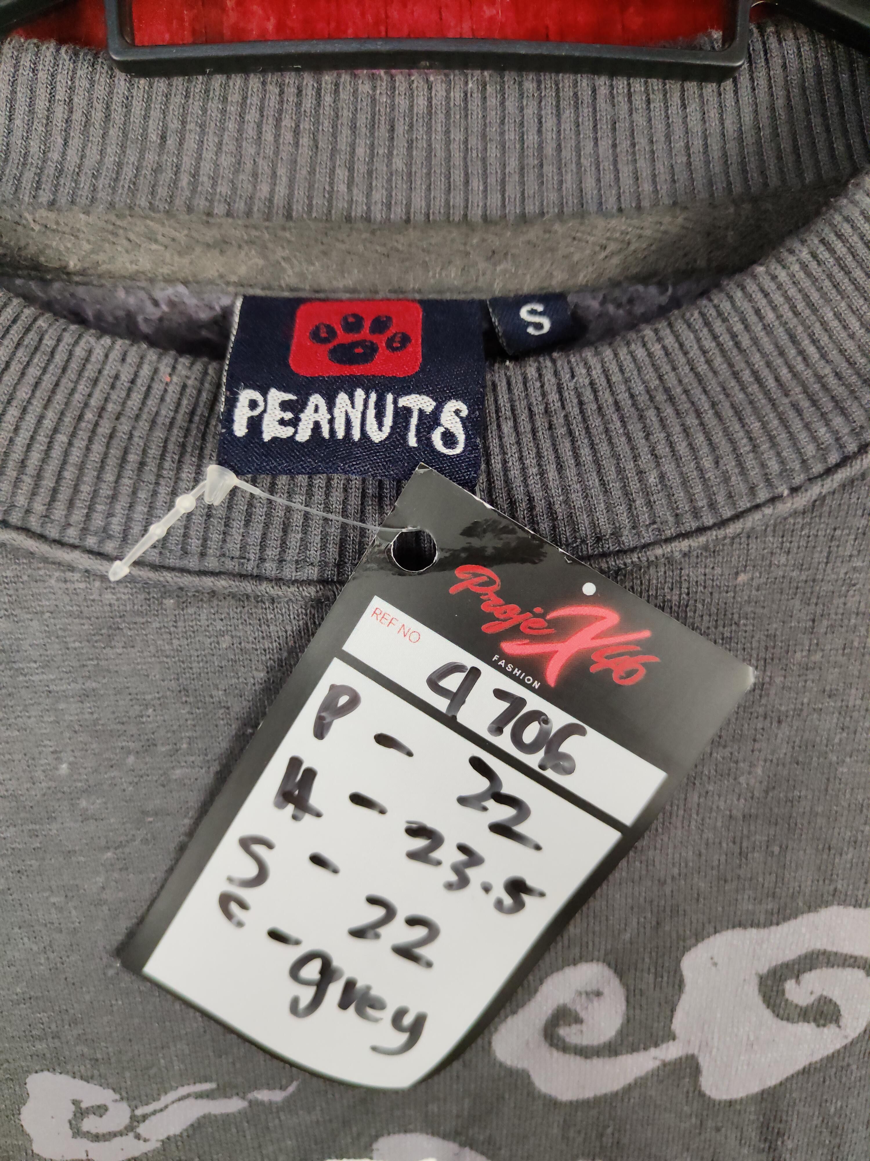 Japanese Brand × Peanuts Peanuts (Snoopy) Gray faded japan sweatshirt Sweater #4706 Size US S / EU 44-46 / 1 - 9 Thumbnail