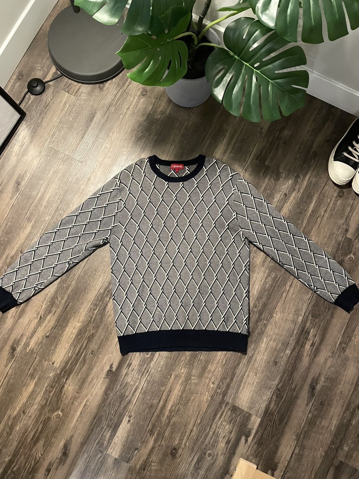 Supreme Supreme Chain Link Sweater Large | Grailed