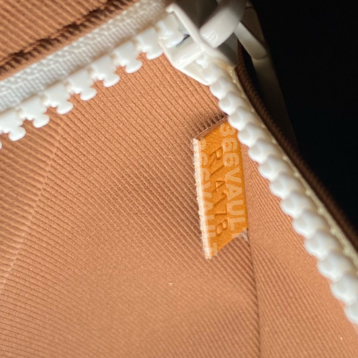 Louis Vuitton LOUIS VUITTON CHRISTOPHER GM BACKPACK M53270 virgil nigo Size ONE SIZE - 14 Thumbnail
