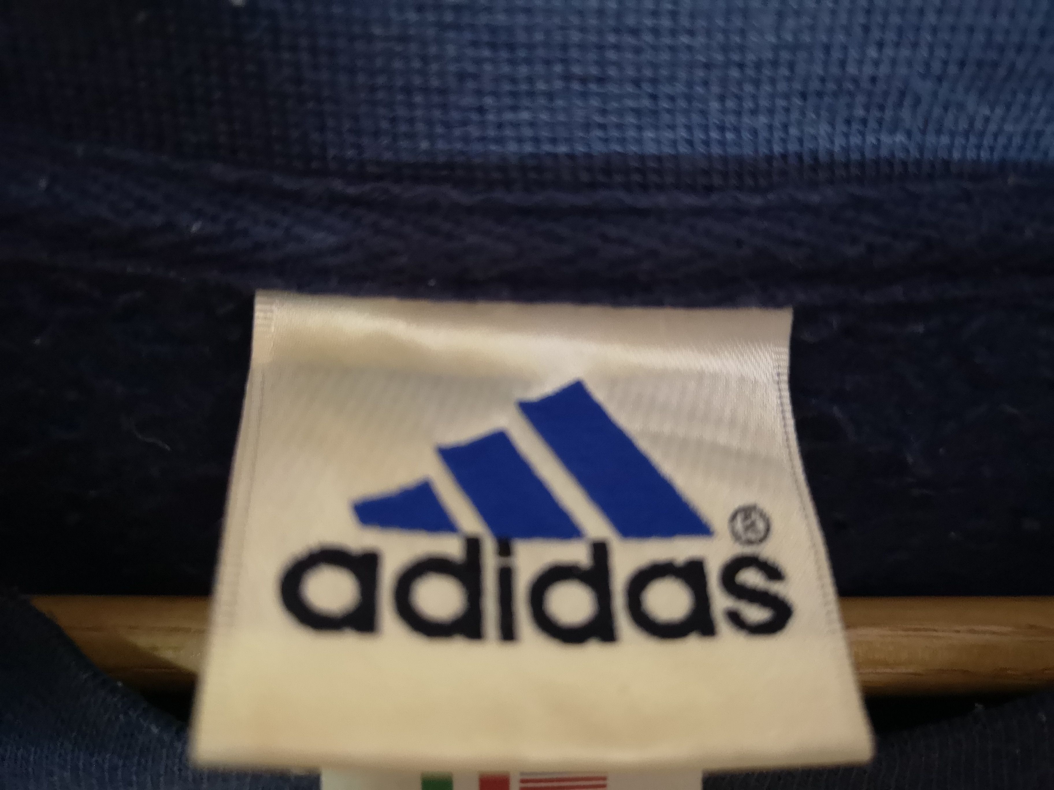 Adidas VINTAGE ADIDAS NO 3 CREWNECK SWEATSHIRTS Size US L / EU 52-54 / 3 - 6 Preview