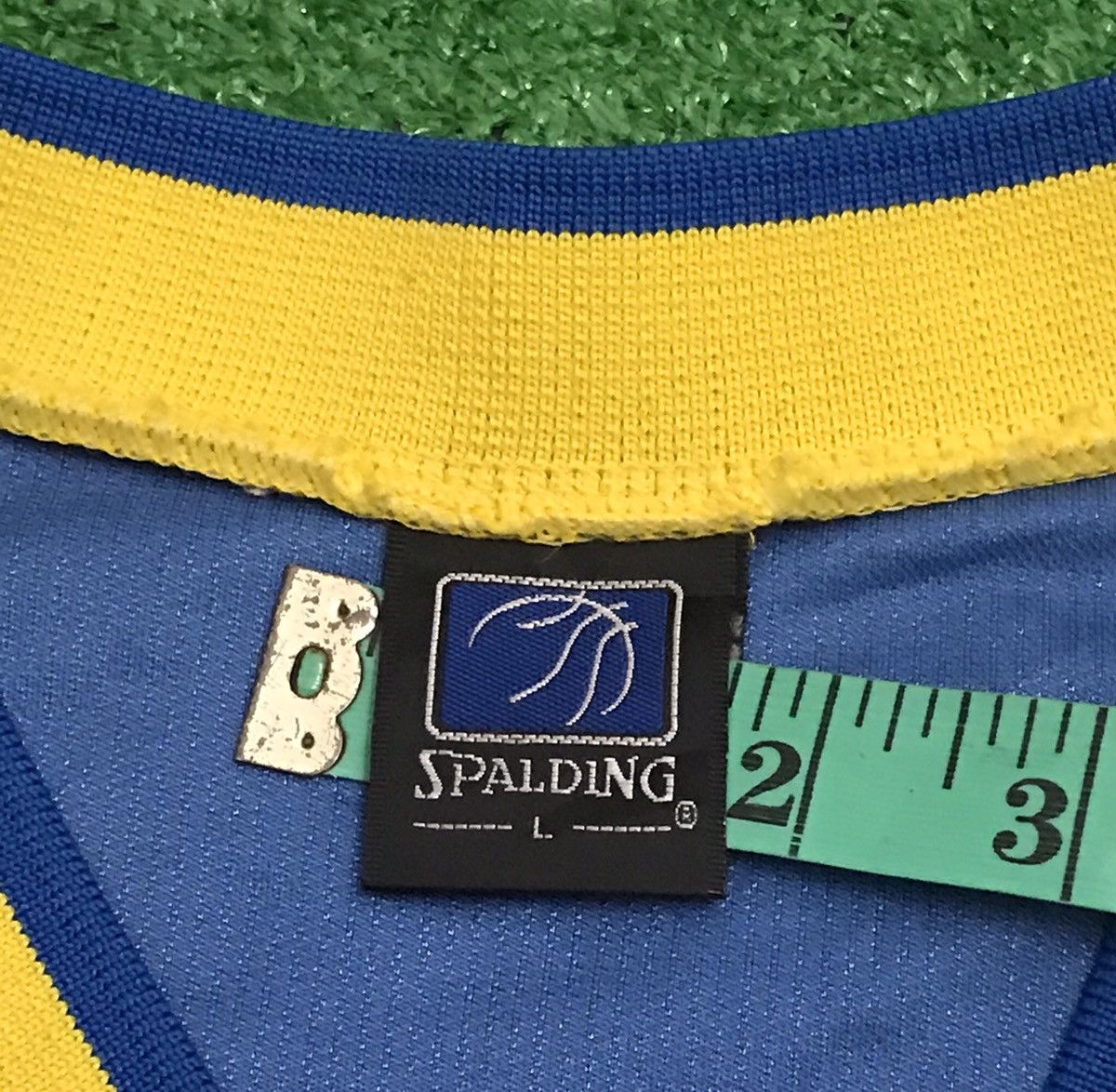 Dr. Martens VINTAGE SPALDING BASKETBALL JERSEY WITH DR MARTEN SPONSOR Size US XL / EU 56 / 4 - 3 Thumbnail