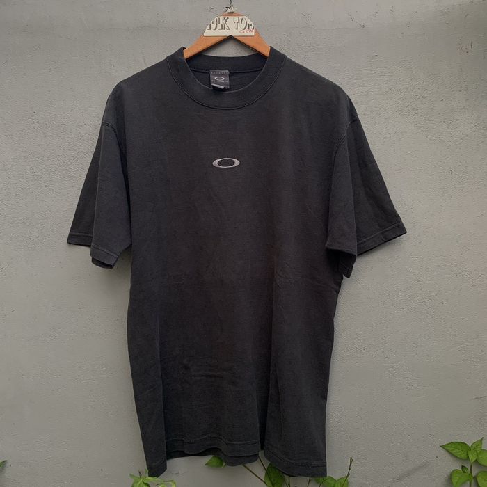 Vintage Vtg OAKLEY Software Tee Made in USA Vintage Surfwear