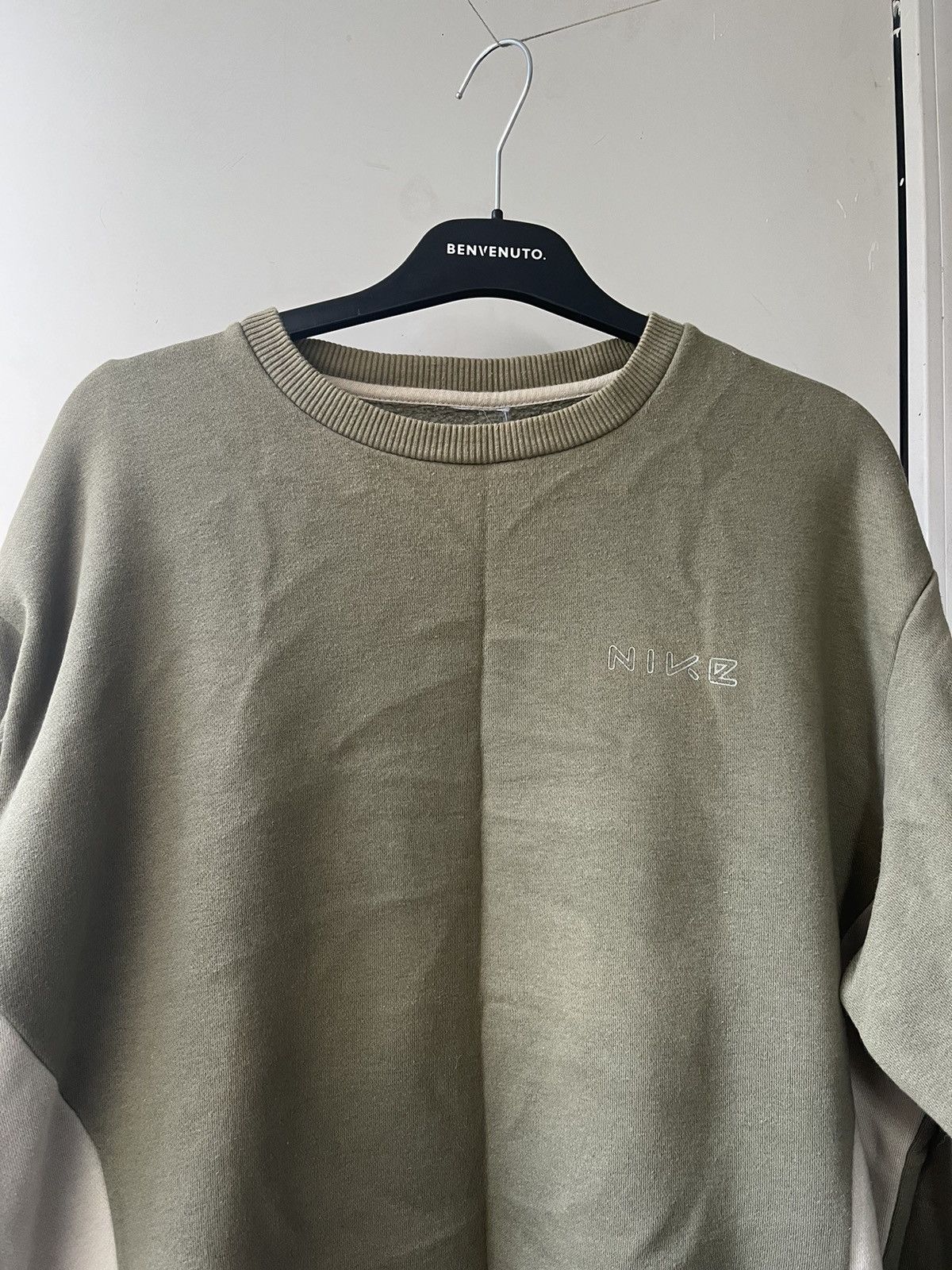 Nike × Vintage Vintage Nike Sweatshirt Khaki Swoosh Y2K Size L Size US L / EU 52-54 / 3 - 2 Thumbnail