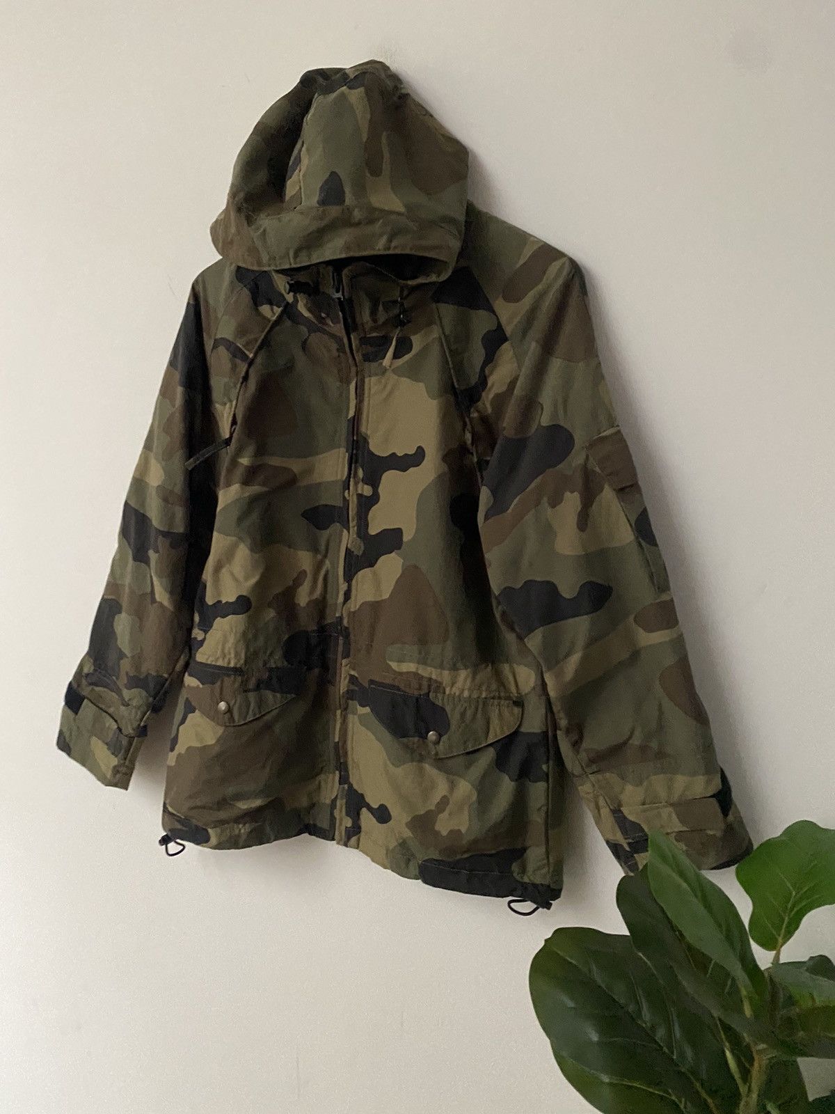 Vintage Vintage Travis Scott Jacket M-92 ECWCS PARKA Comouflage Size US M / EU 48-50 / 2 - 13 Thumbnail