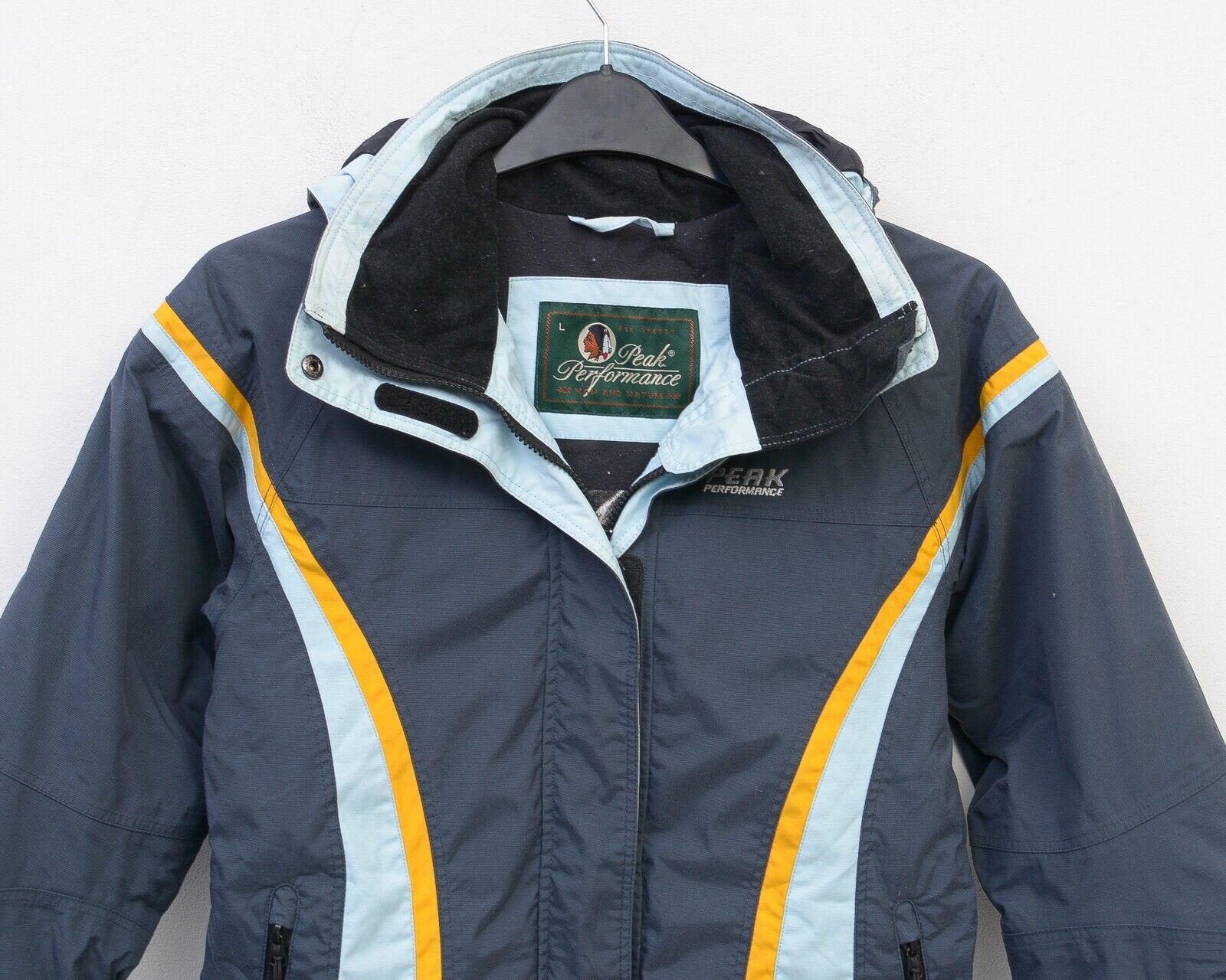 Peak Performance D-Spin Thermolite Plus L Women Ski Snowboarding Jacket Coat Size L / US 10 / IT 46 - 2 Thumbnail