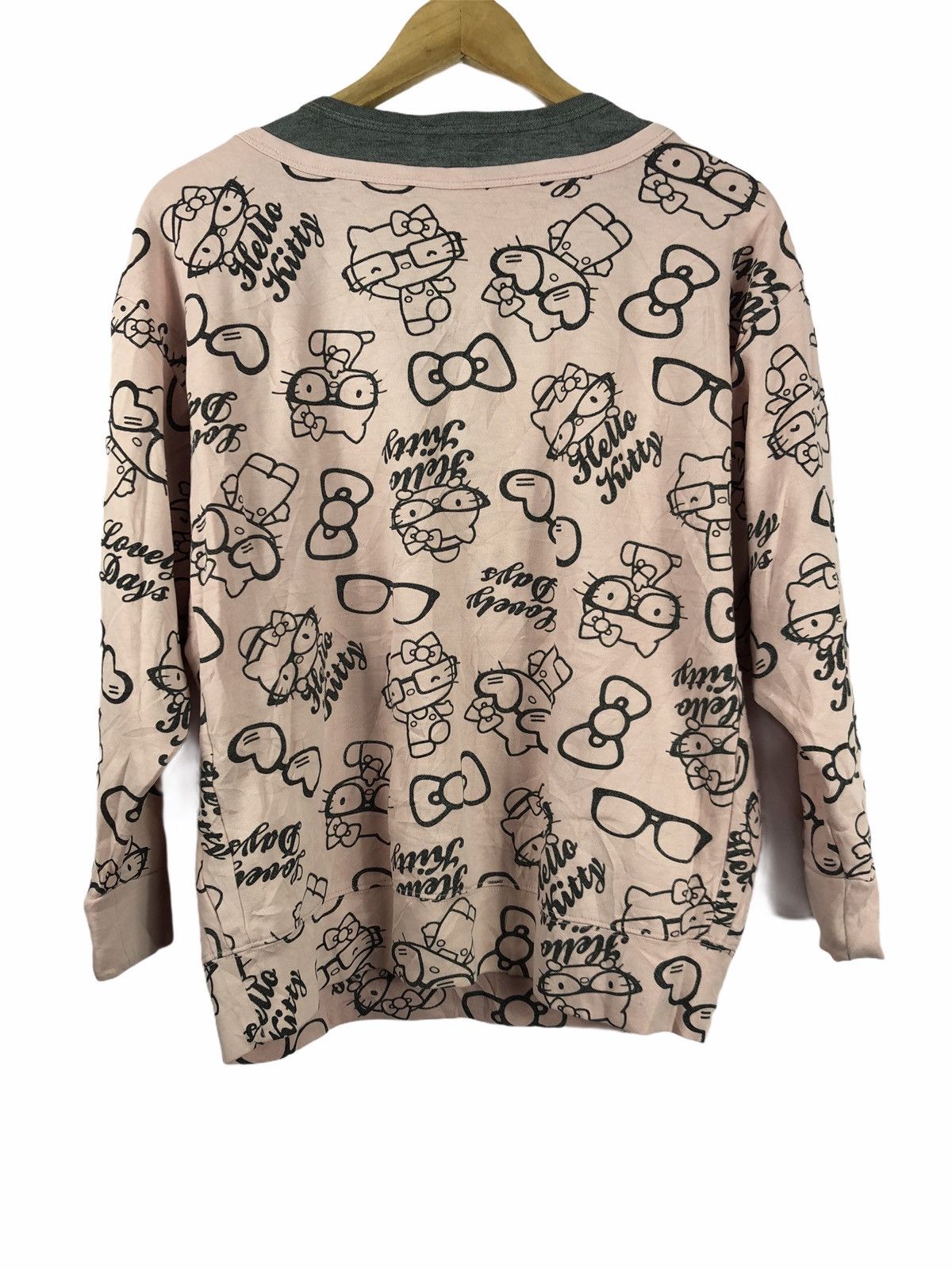 Vintage VINTAGE HELLO KITTY LOVELY DAY LONG SLEEVE PINK SWEATSHIRT Size US L / EU 52-54 / 3 - 2 Thumbnail