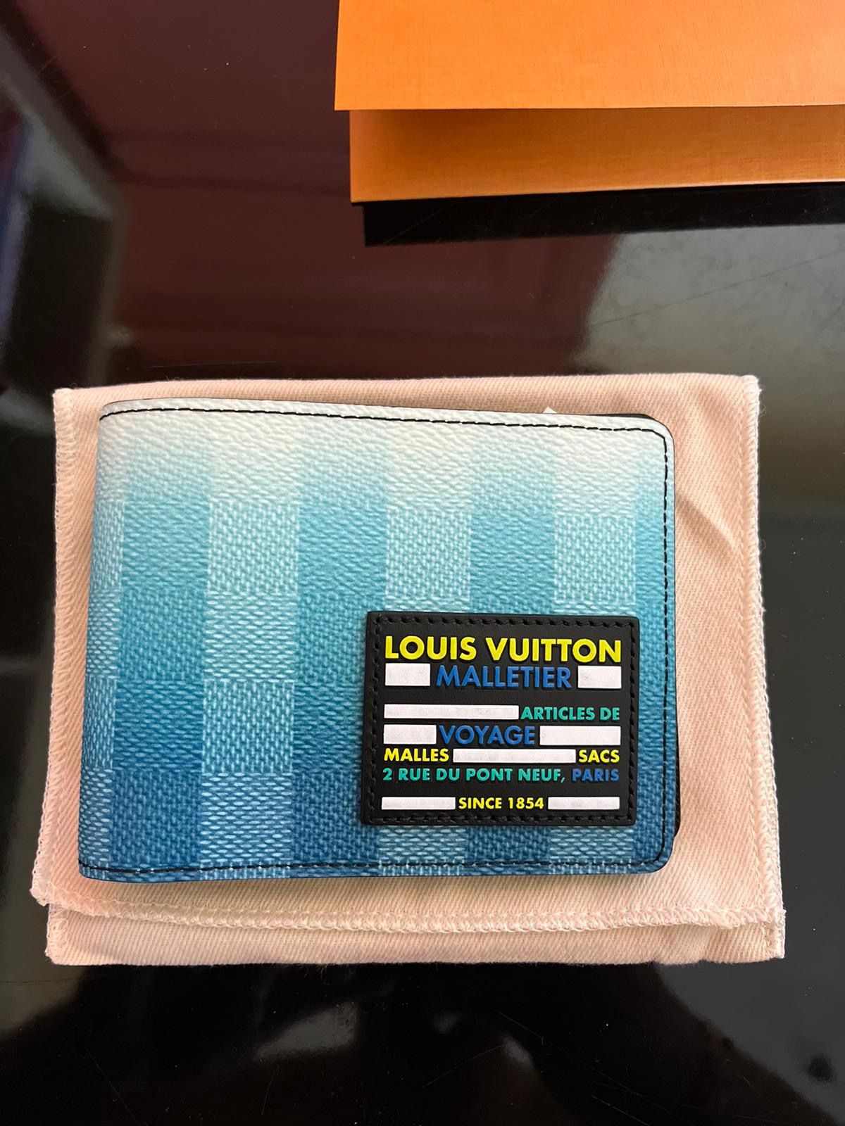 LOUIS VUITTON Bifold Wallet Portefeuille Brazza Neon Green Blue