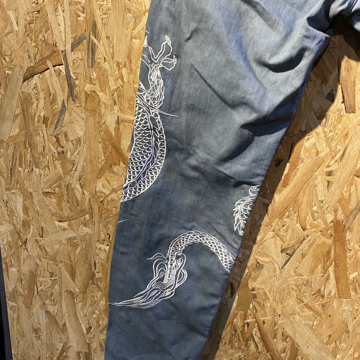 Japanese Brand RARE‼️Sukajan Dragon Embroidered Denim Jeans Grey Size US 30 / EU 46 - 9 Thumbnail