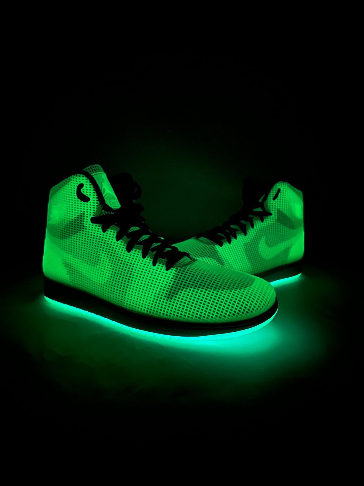 nike air jordan retro 2 j balvin glow light