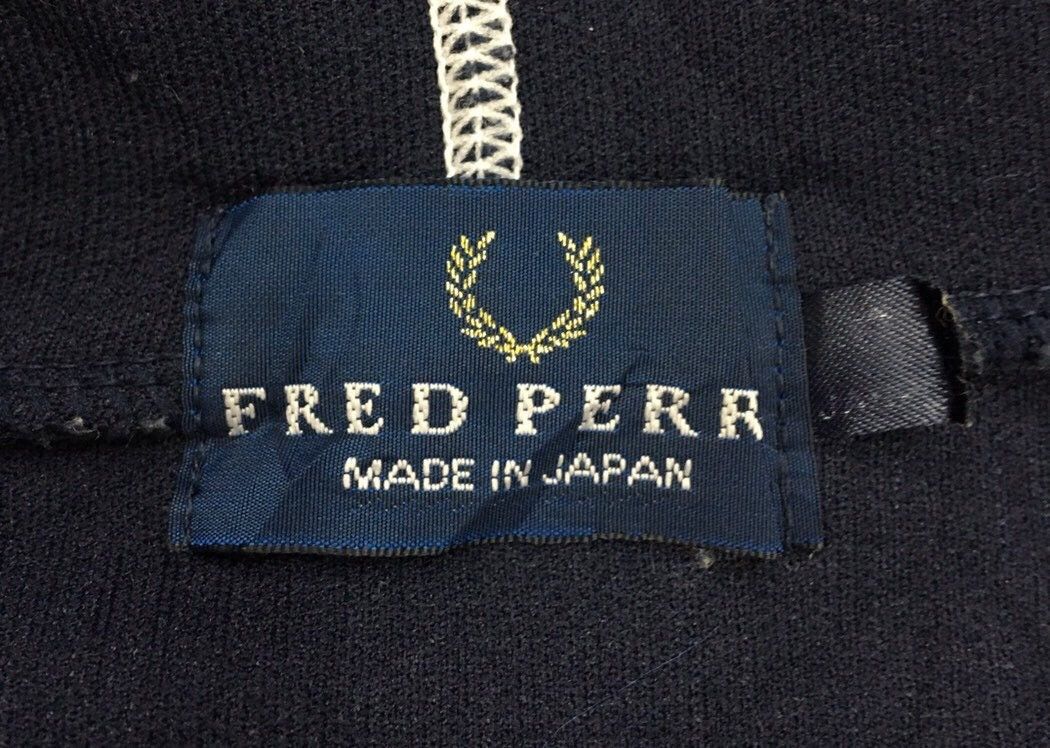 Fred Perry FRED PERRY BigLogo Hoodie Size US L / EU 52-54 / 3 - 9 Thumbnail