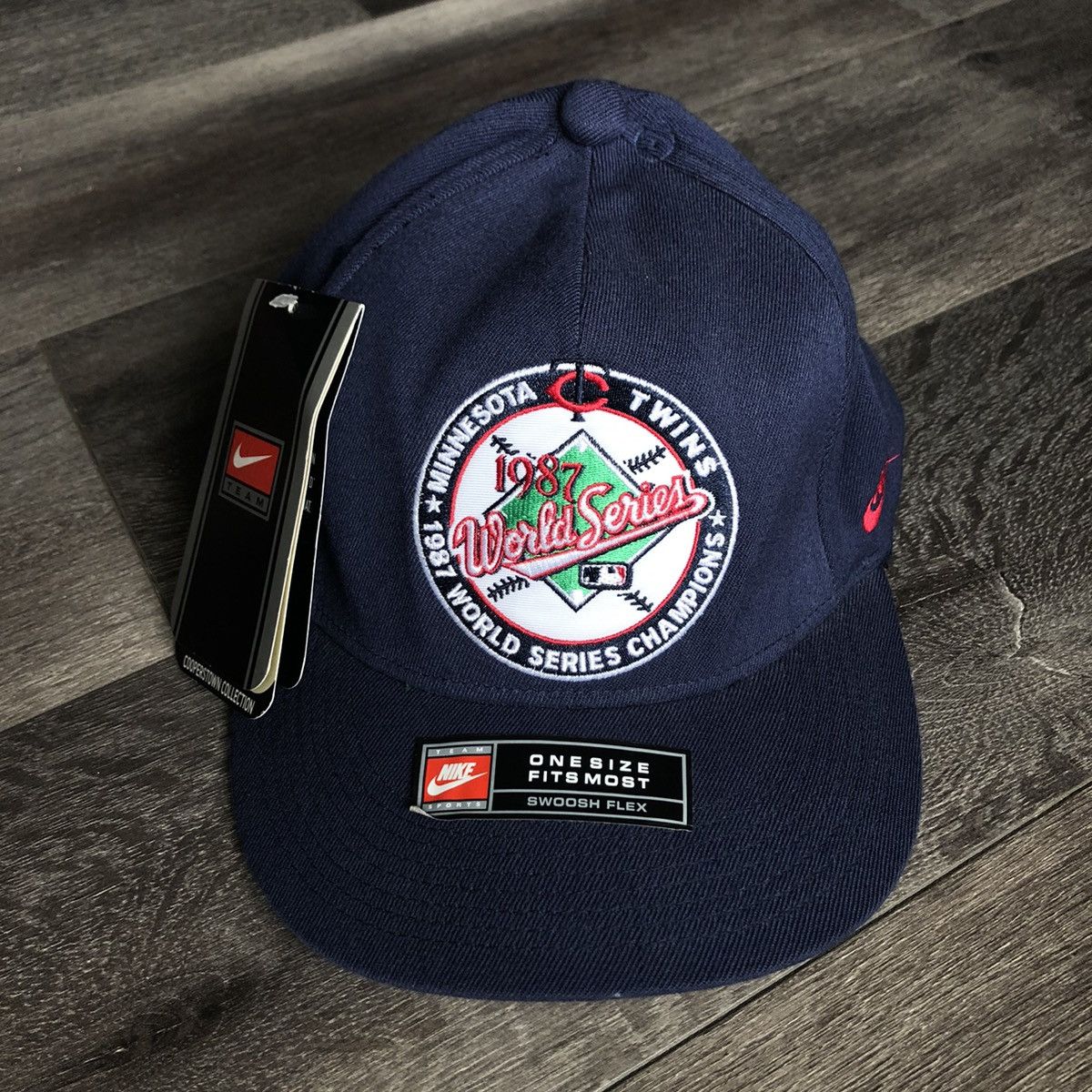 Nike New Vintage 2000s Nike Minnesota Twins 1987 World Series Hat Size ONE SIZE - 1 Thumbnail