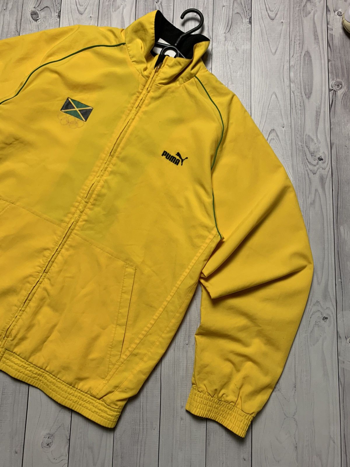Puma × Vintage Vintage Jamaica track jacket puma Olympic Games Bolt size L Size US L / EU 52-54 / 3 - 5 Thumbnail