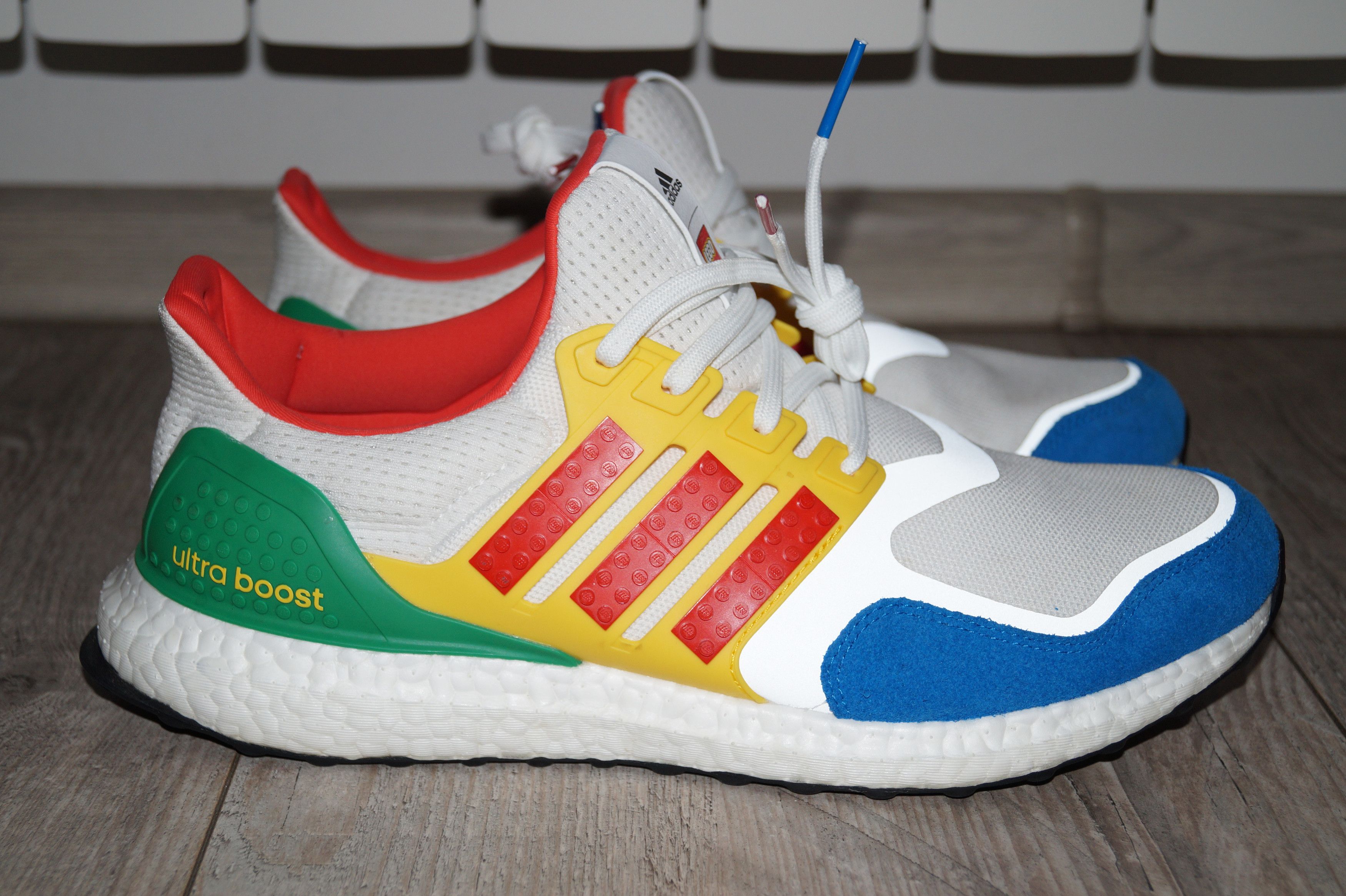 Rare Adidas Lego Colours sneakers 43 1/3