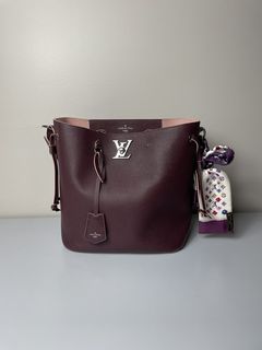 Louis Vuitton Epi Reverie Tote Bag Shoulder M5216B Lilac Purple Leather  Women's LOUIS VUITTON