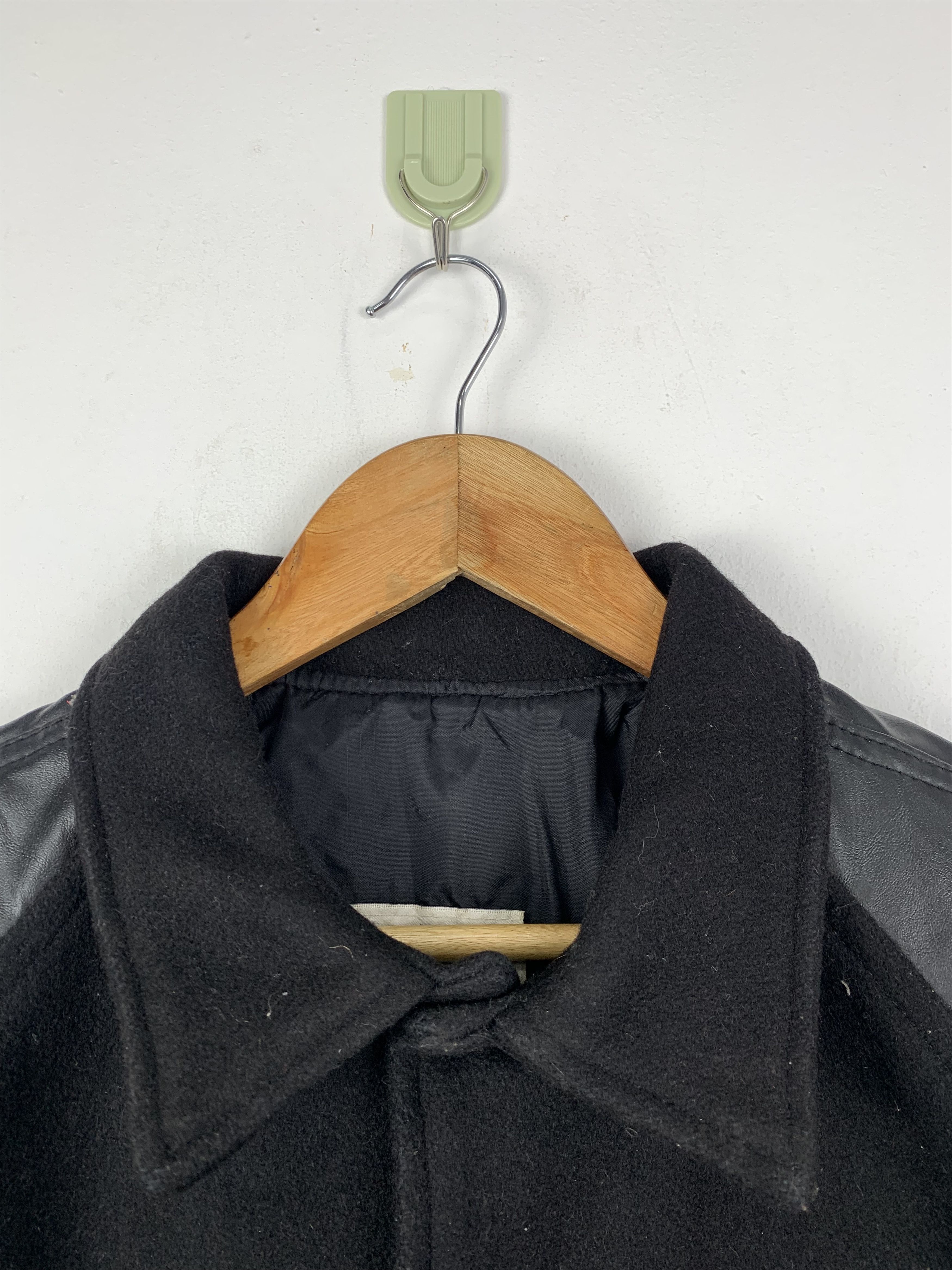 Japanese Brand Vintage 90s Cranbarry Sleeve Leather Varsity Jacket V0510 Size US M / EU 48-50 / 2 - 9 Thumbnail