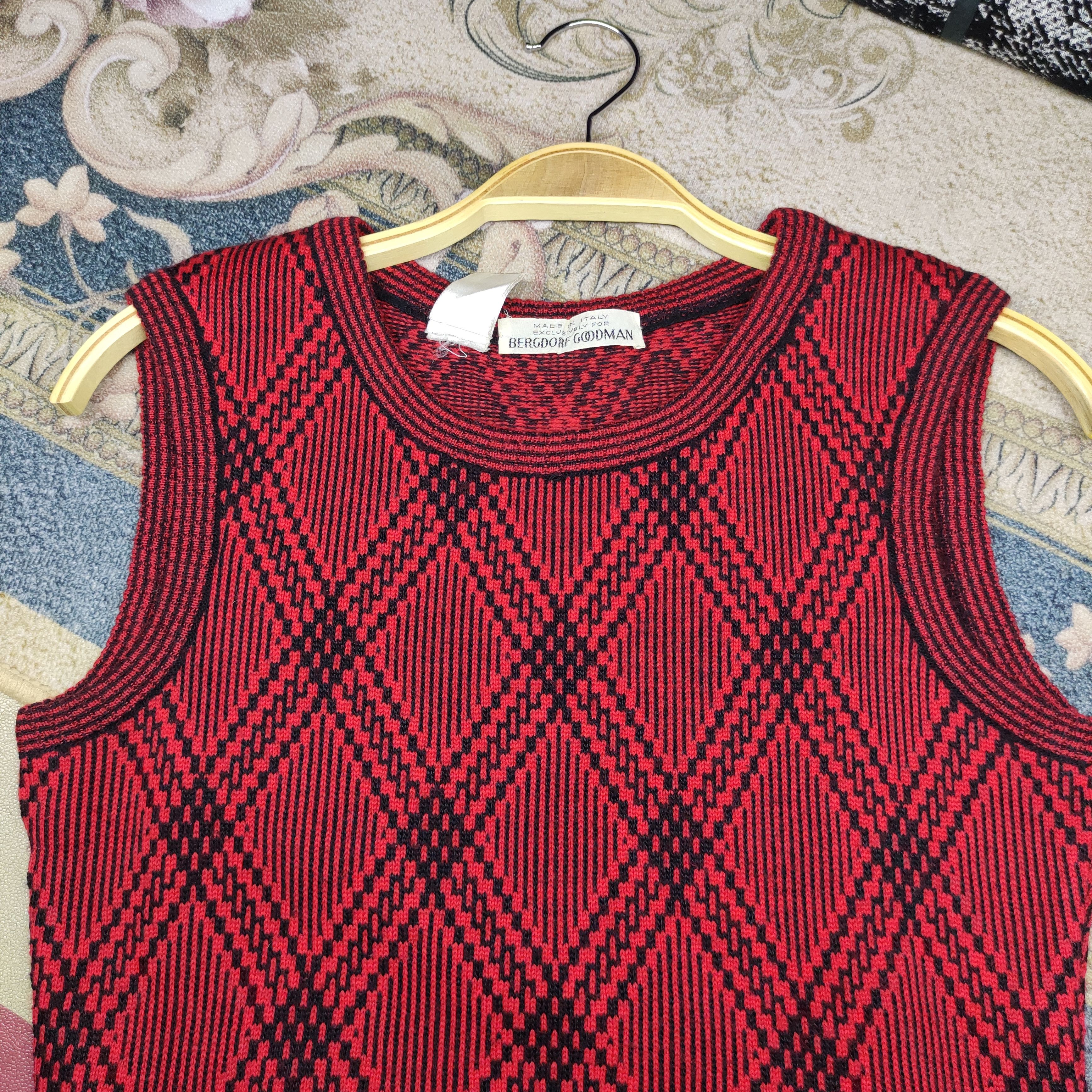 Bergdorf Goodman Vintage Bergdorf Goodman Knit Wool Sleeveless Size US S / EU 44-46 / 1 - 4 Thumbnail