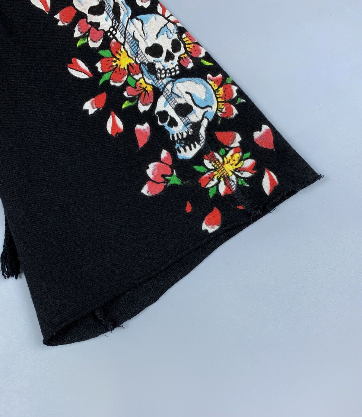 Ed Hardy Women's Vintage Ed Hardy by Christian Audigier Short Size XS Size 24" / US 00 / IT 34 - 6 Thumbnail